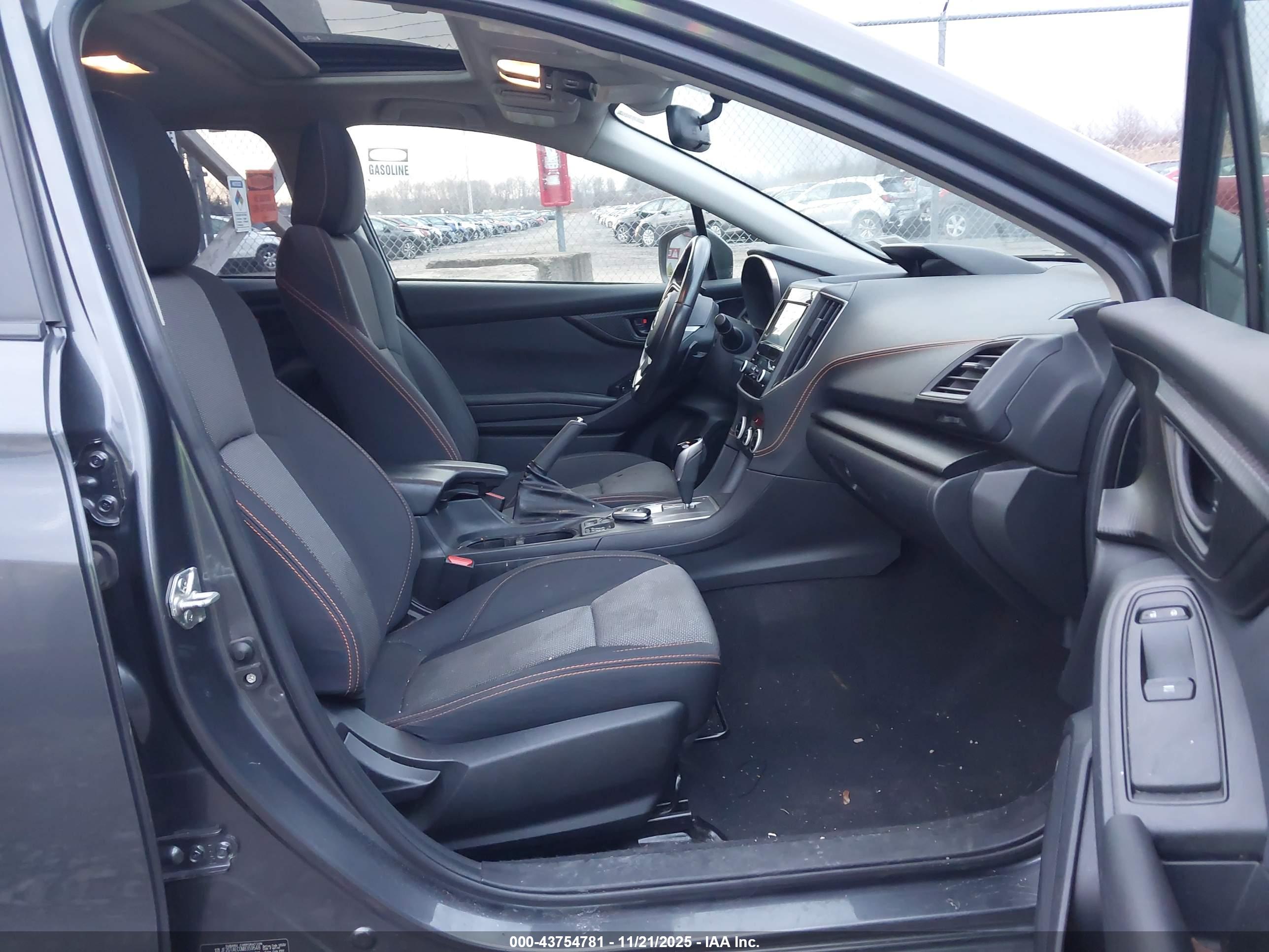 SUBARU CROSSTREK image 5