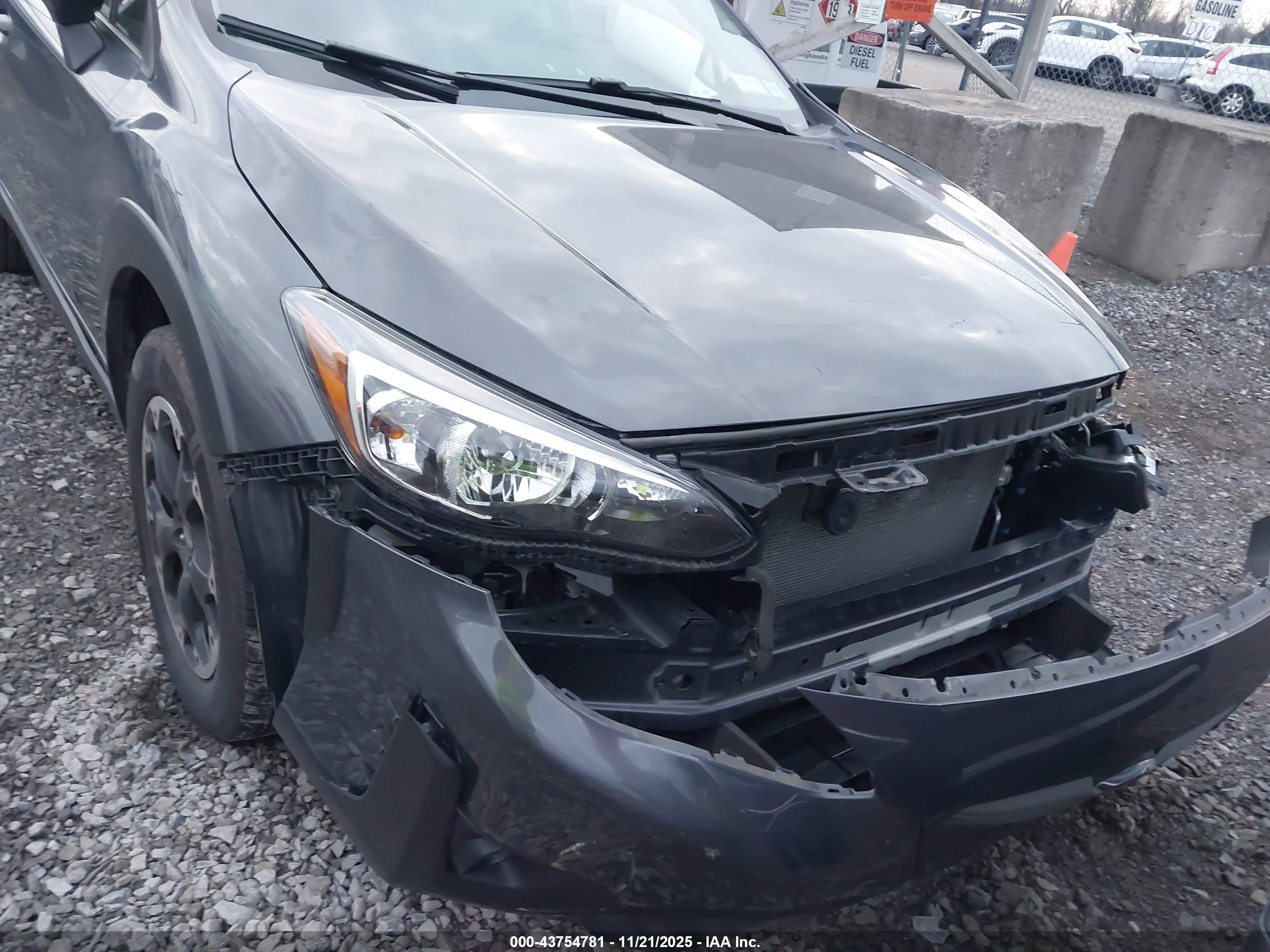 SUBARU CROSSTREK image 6