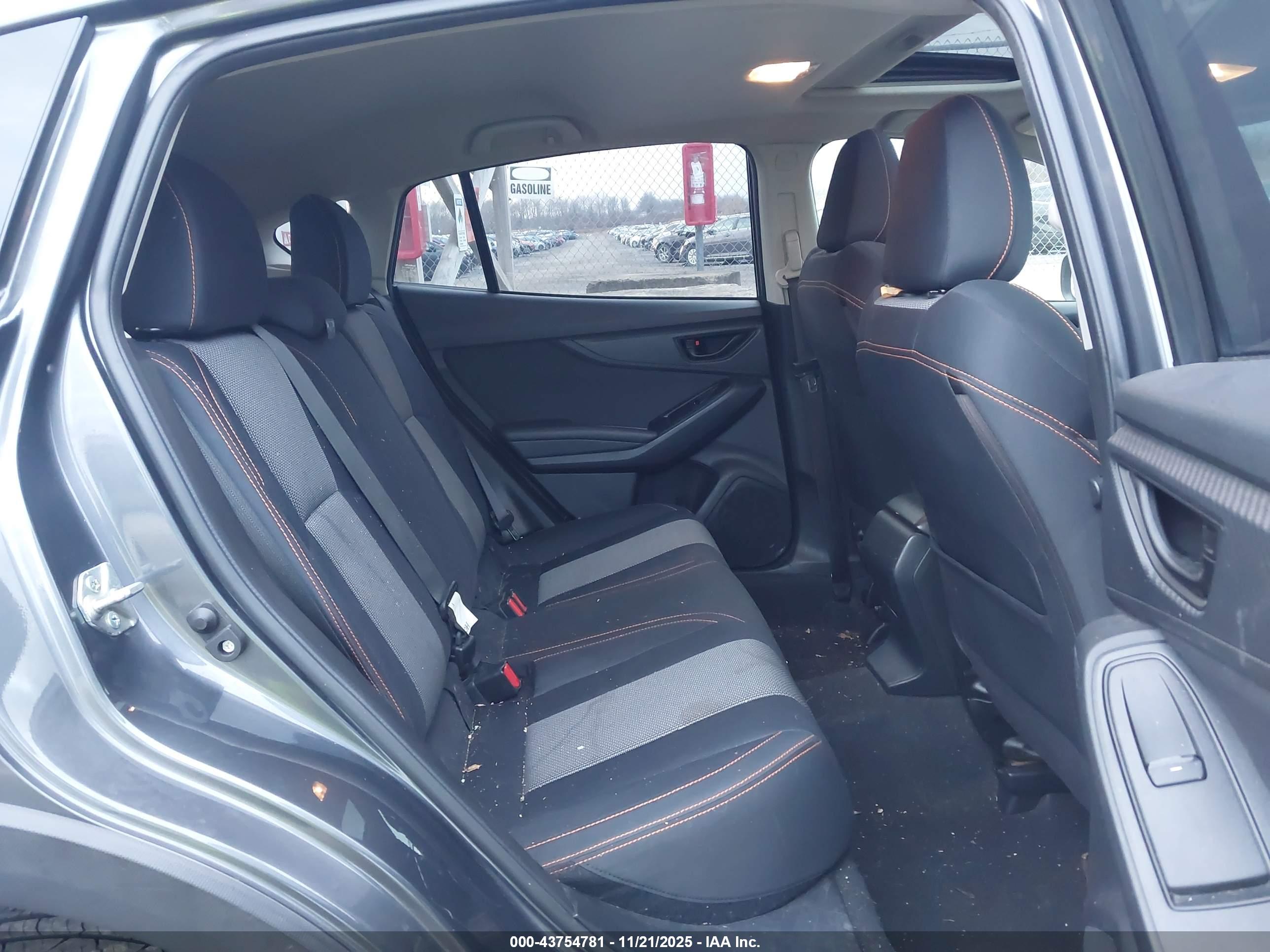 SUBARU CROSSTREK image 8
