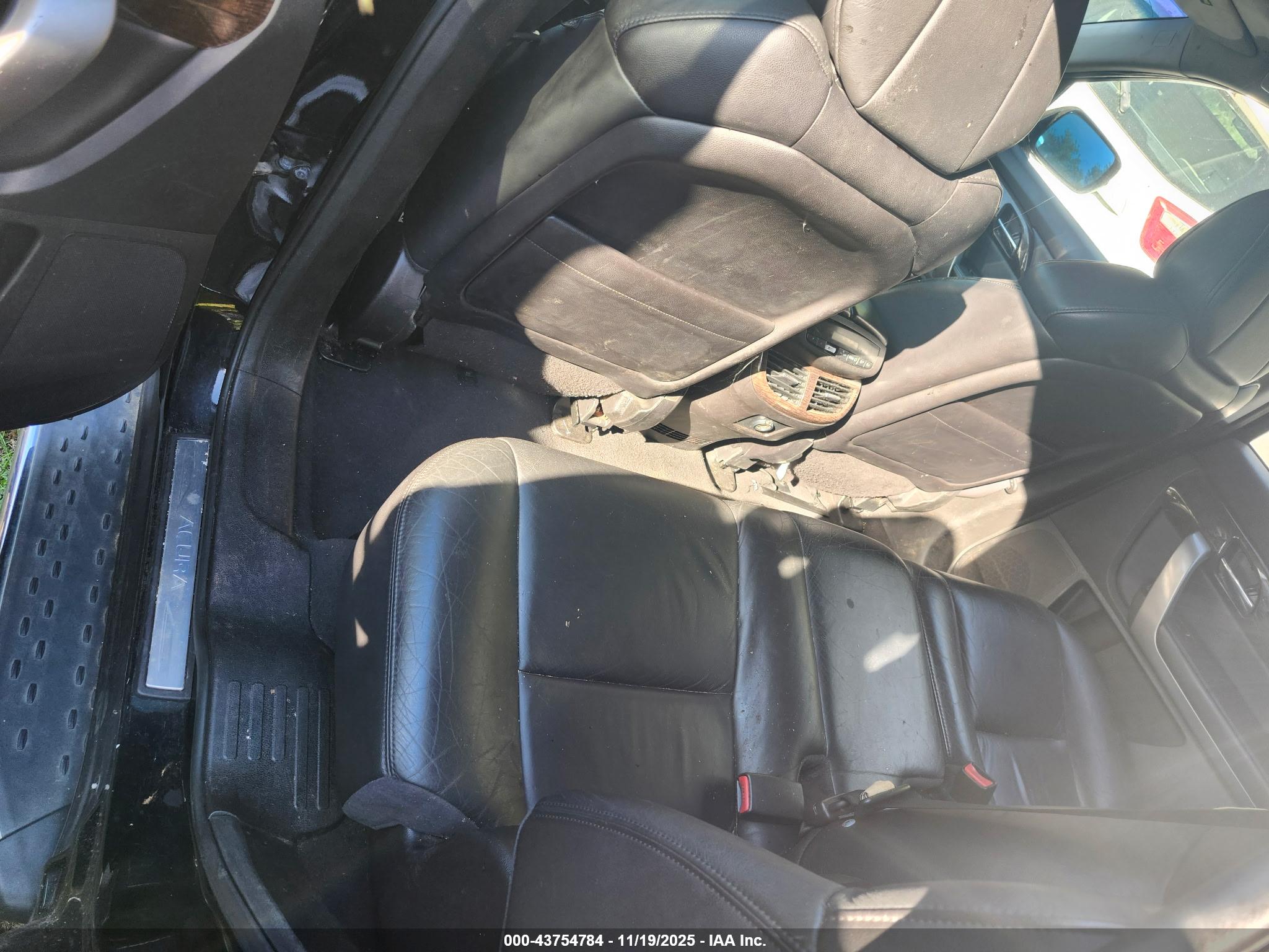 ACURA MDX image 8