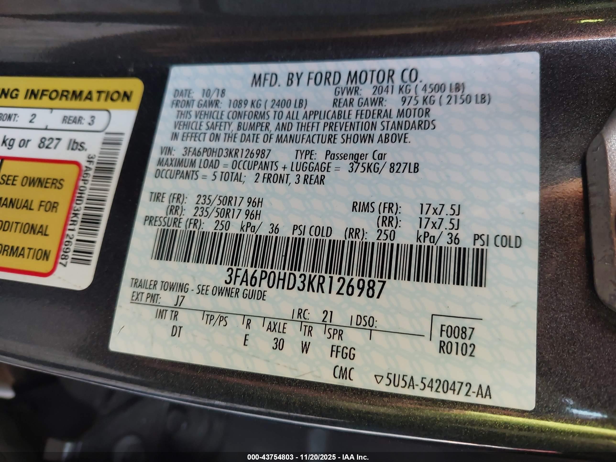 FORD FUSION image 9