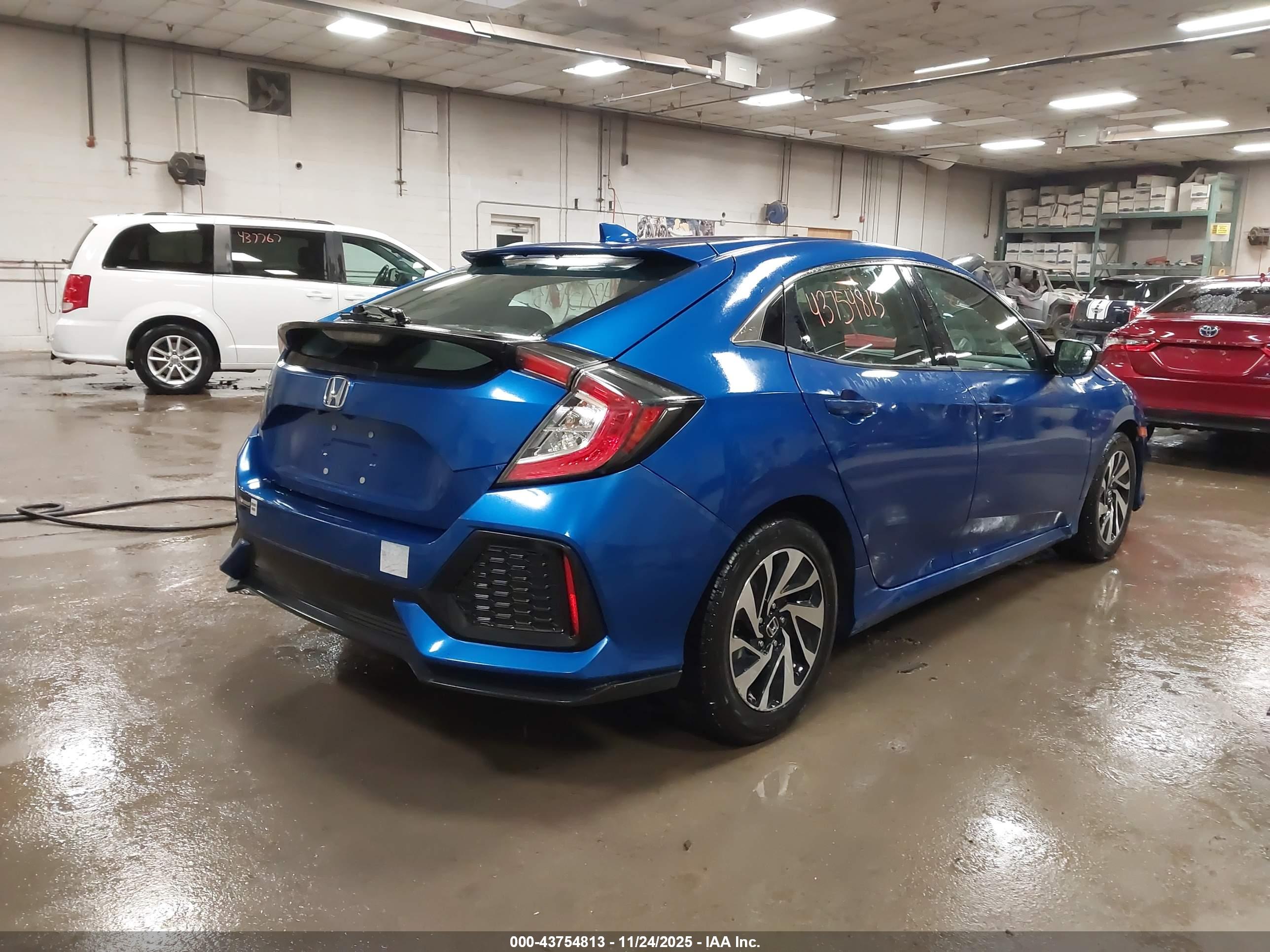 HONDA CIVIC image 4