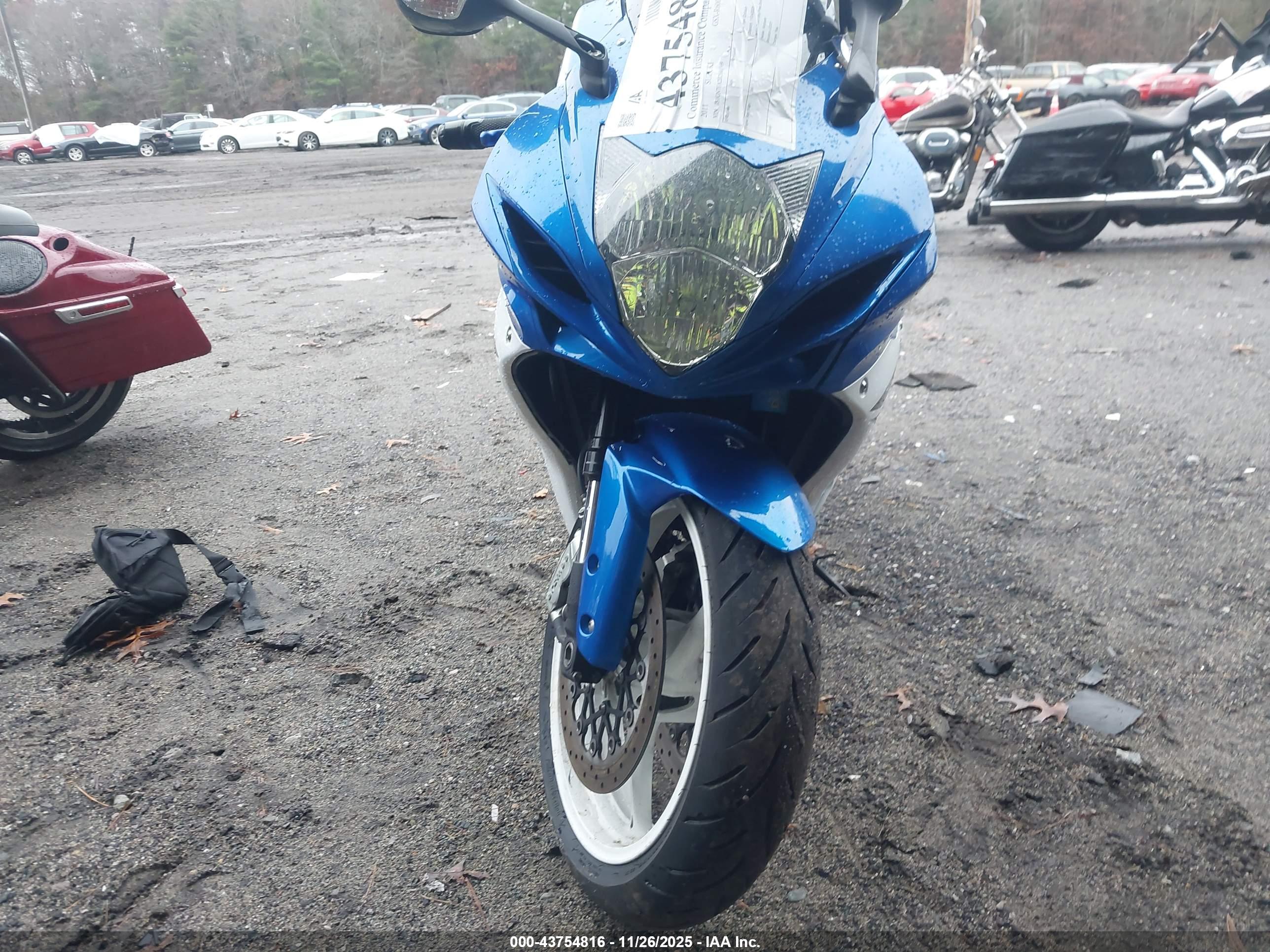 SUZUKI GSX-R600 image 5