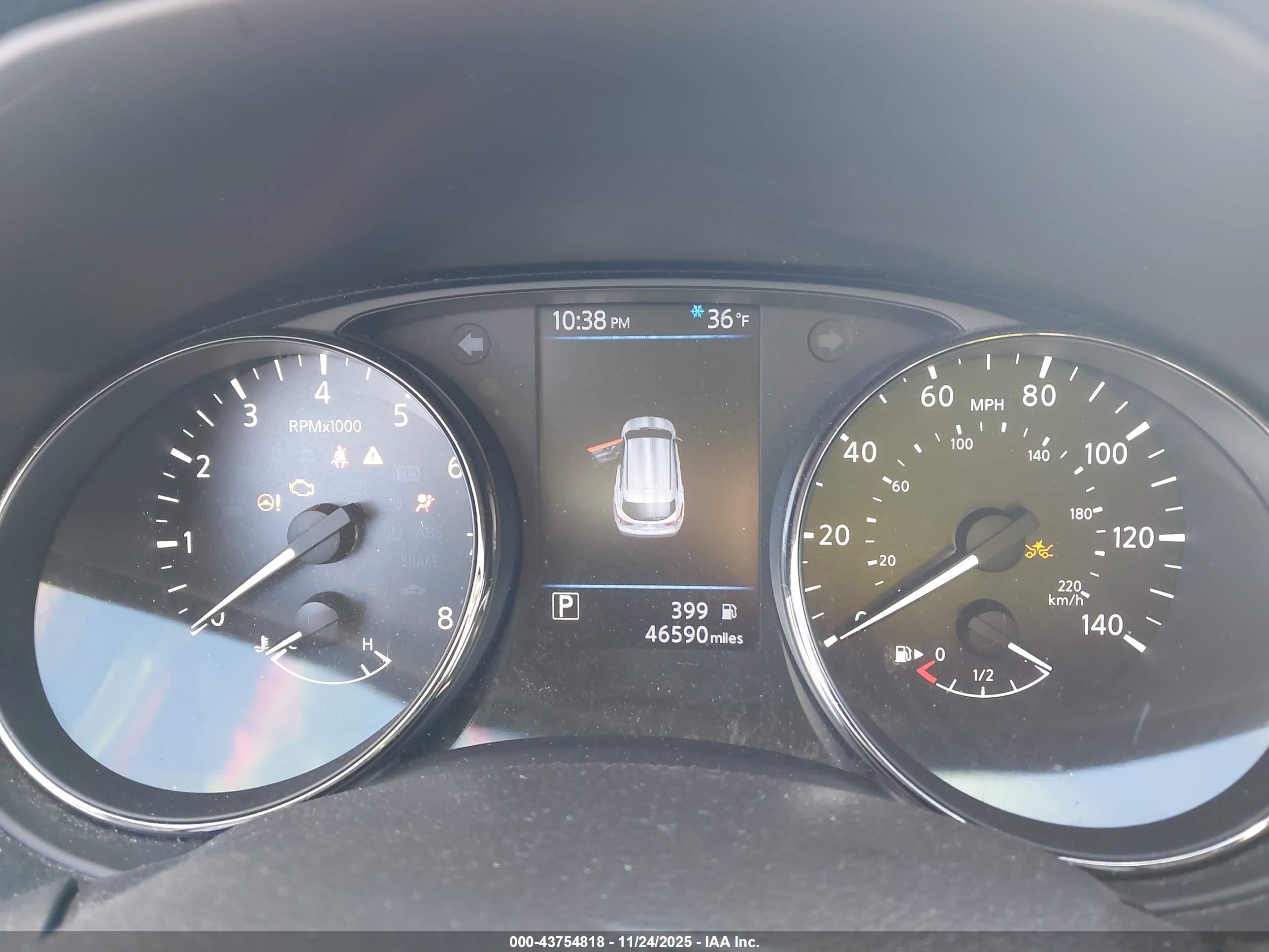 NISSAN ROGUE image 7