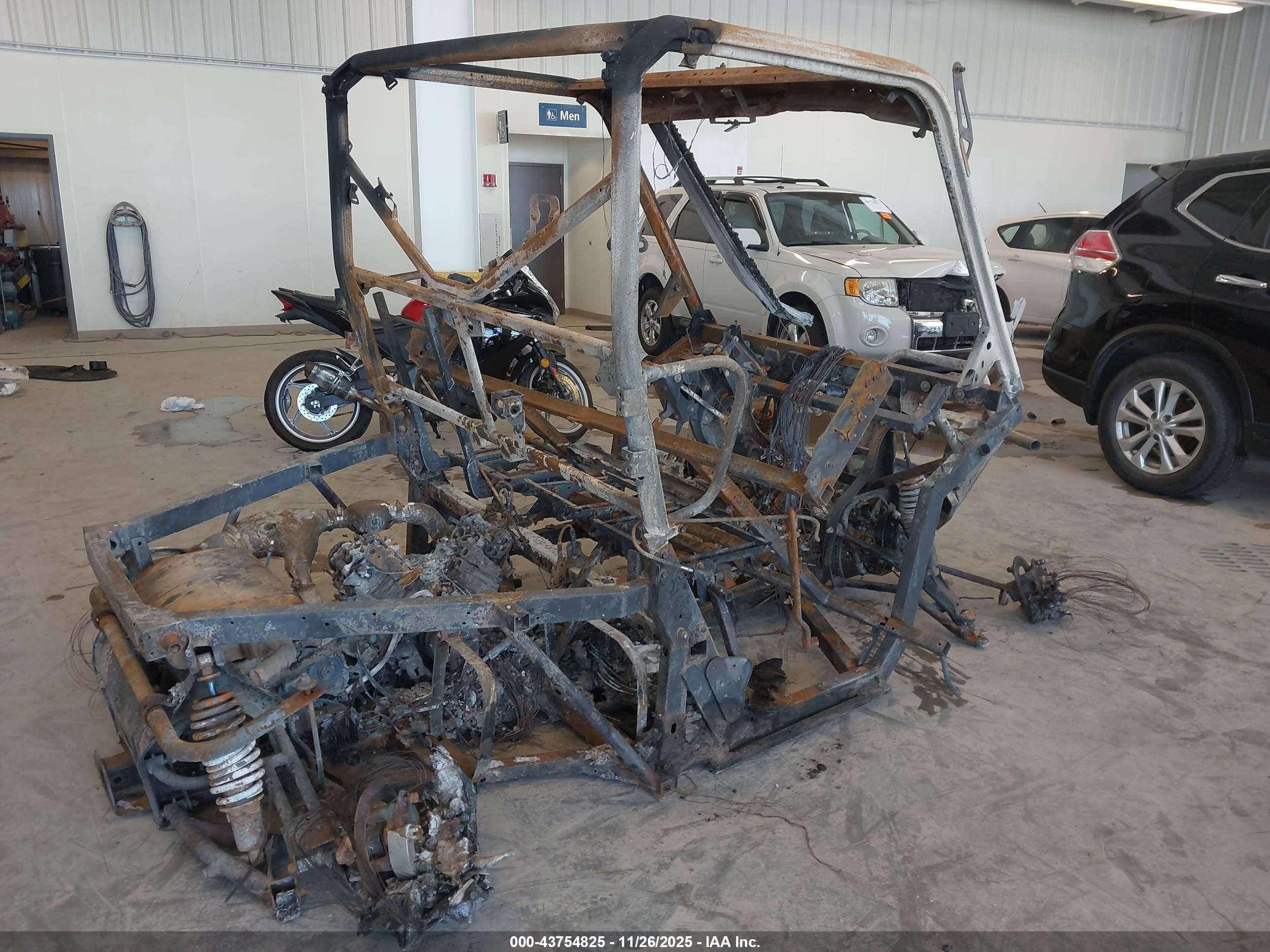 CAN-AM DEFENDER image 4