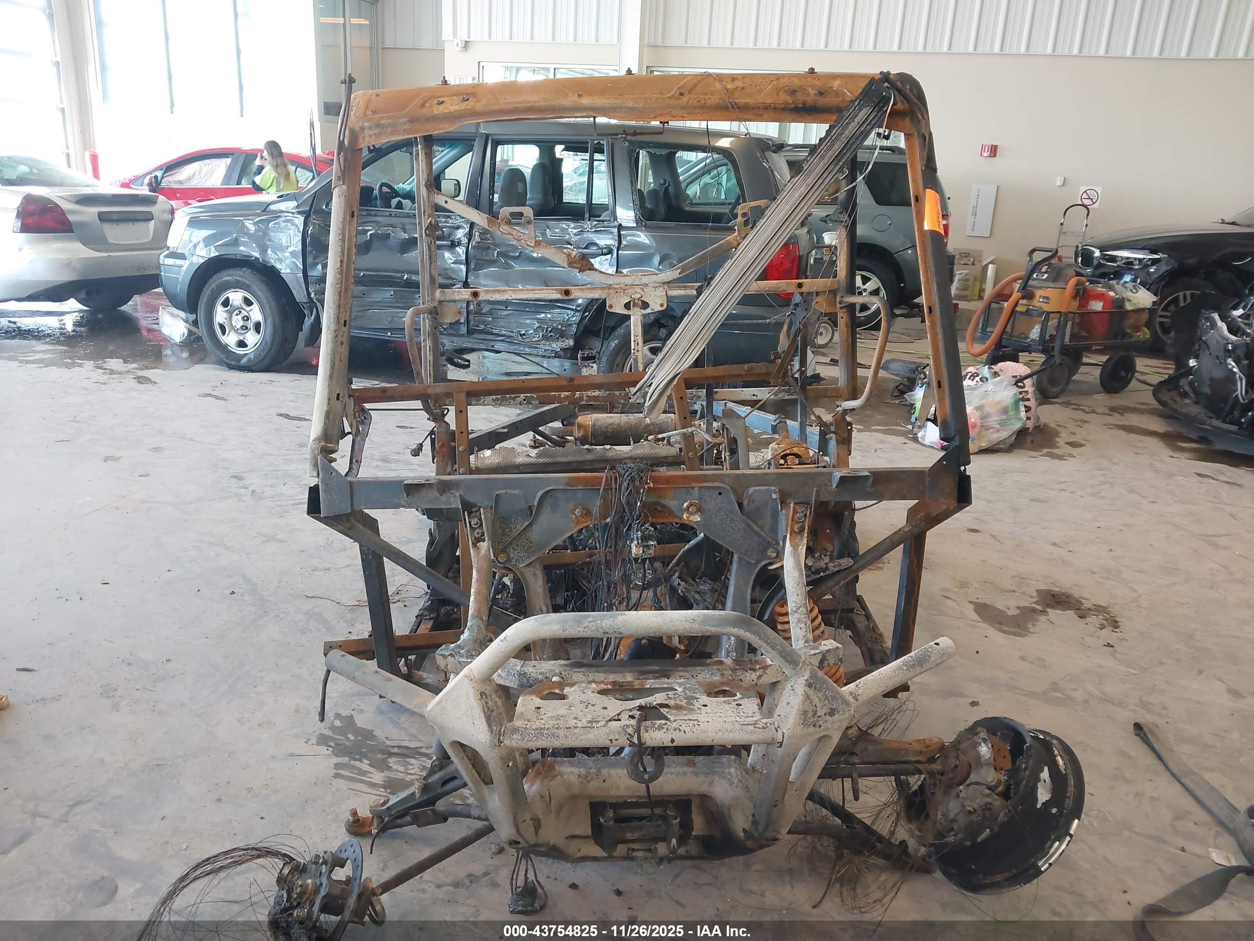 CAN-AM DEFENDER image 5