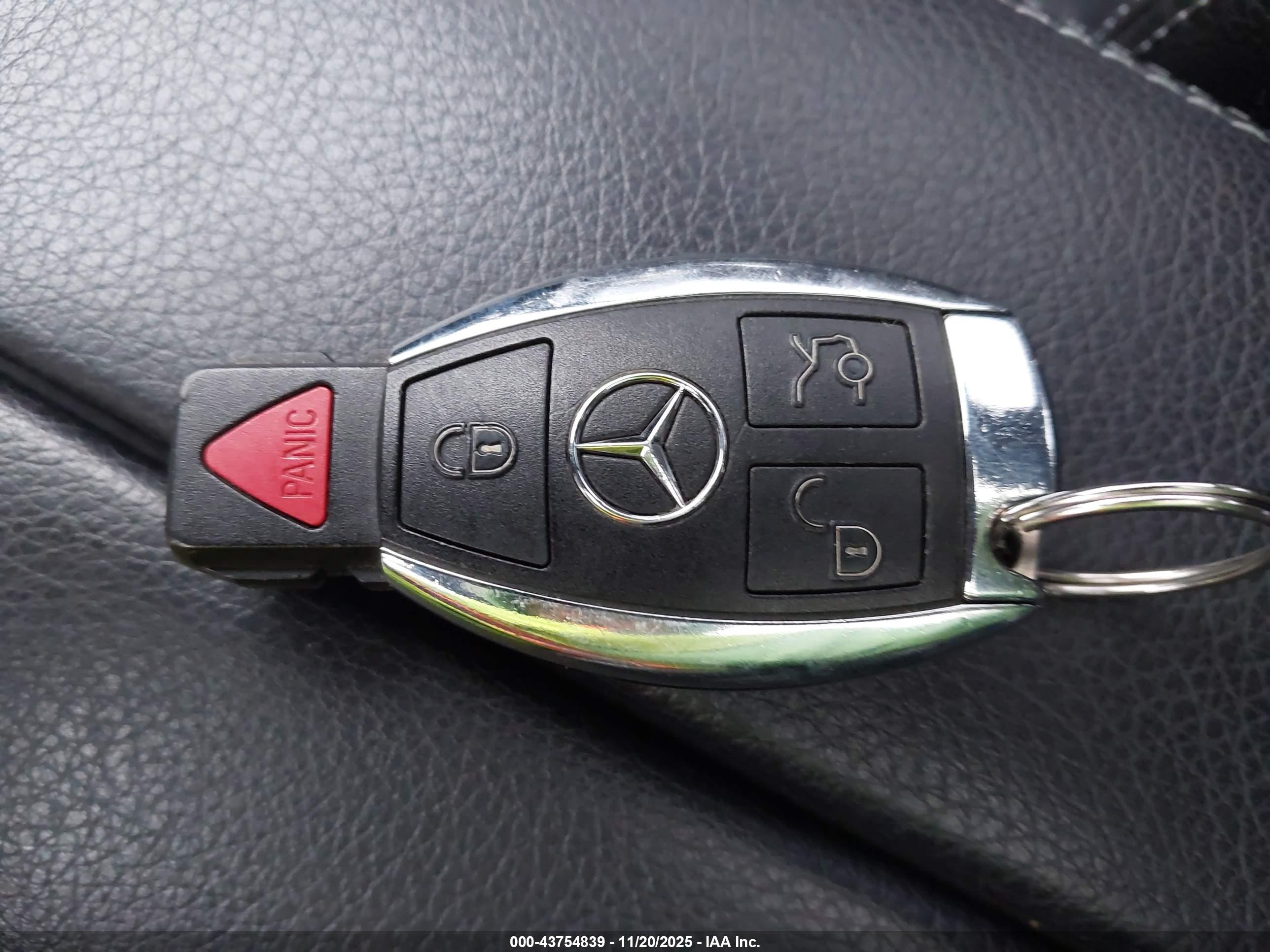 MERCEDES-BENZ C image 11