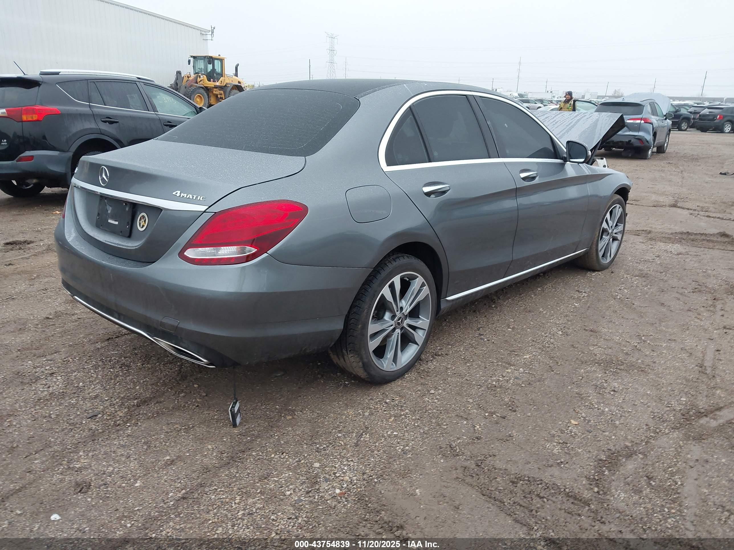 MERCEDES-BENZ C image 4
