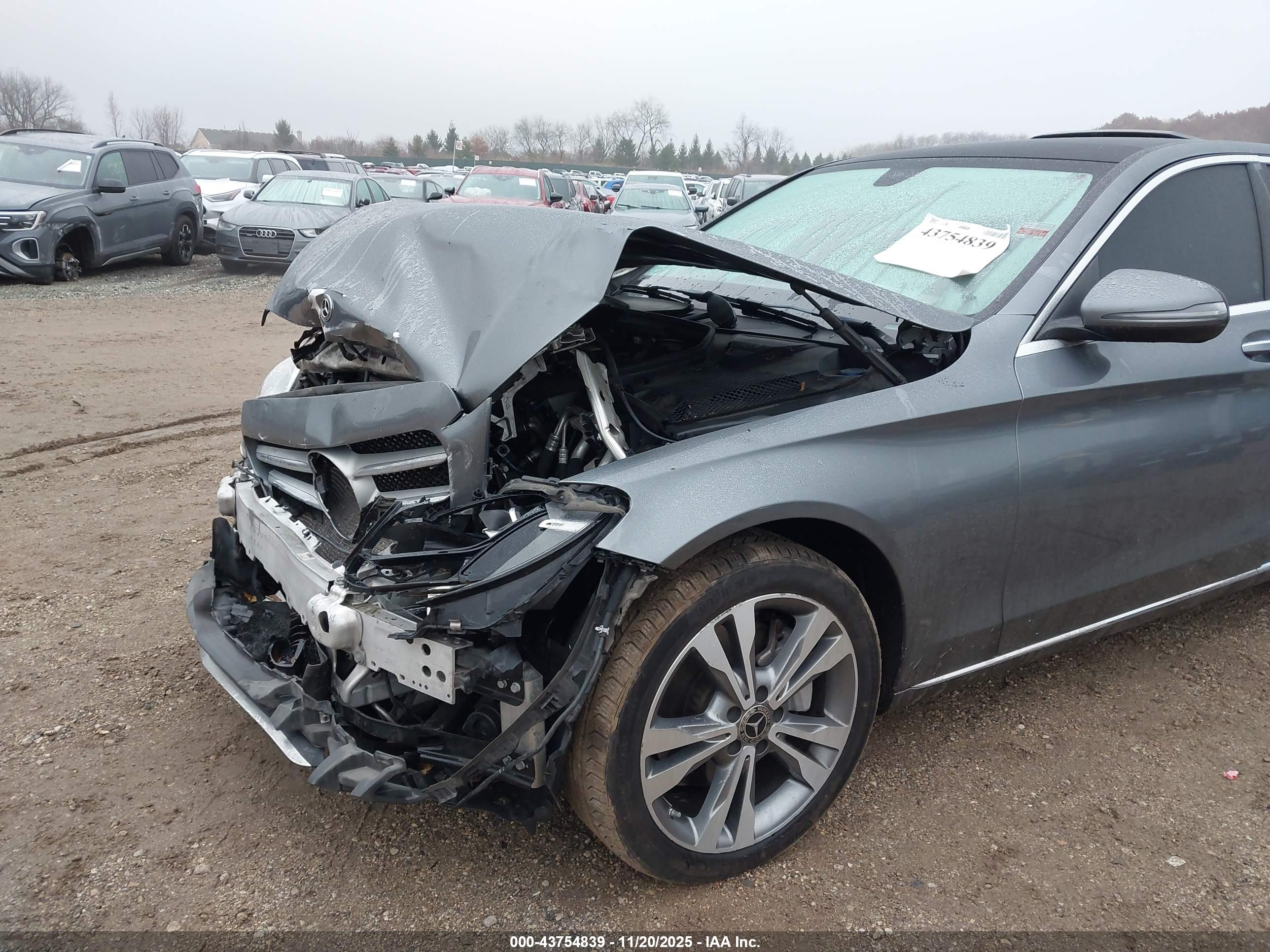 MERCEDES-BENZ C image 6