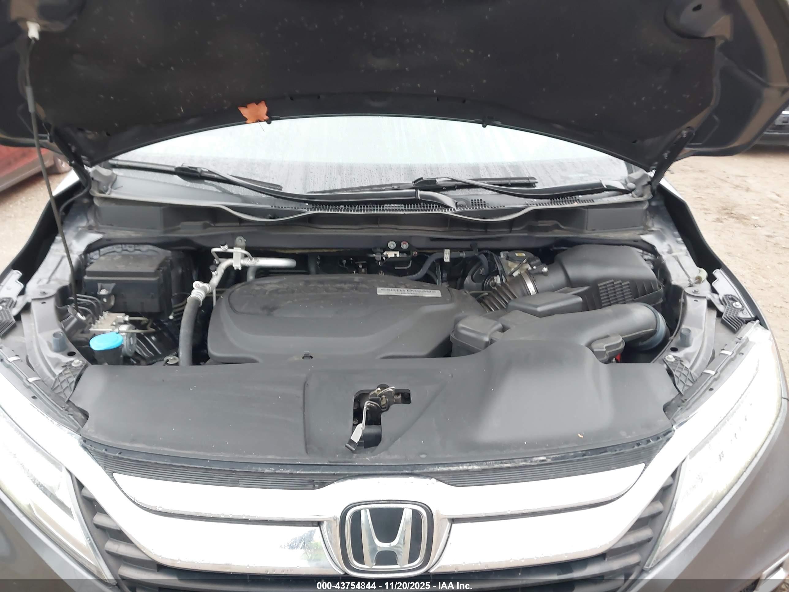 HONDA ODYSSEY image 10