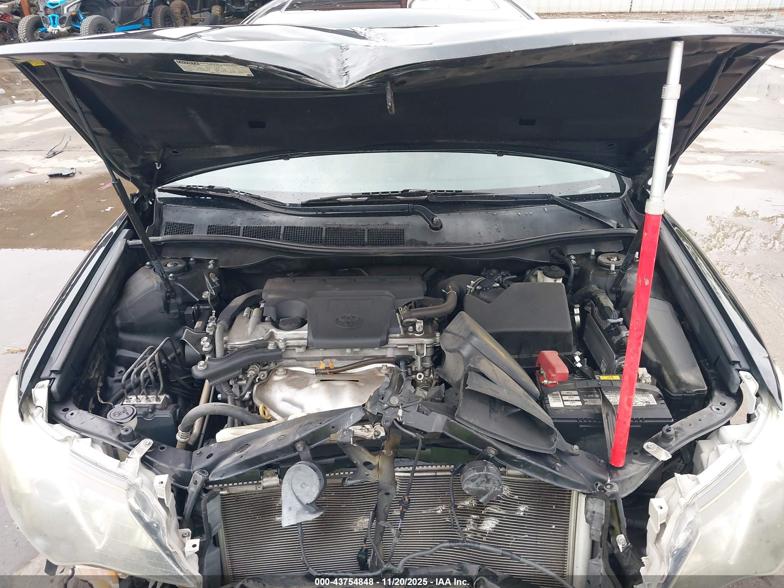 TOYOTA CAMRY image 10
