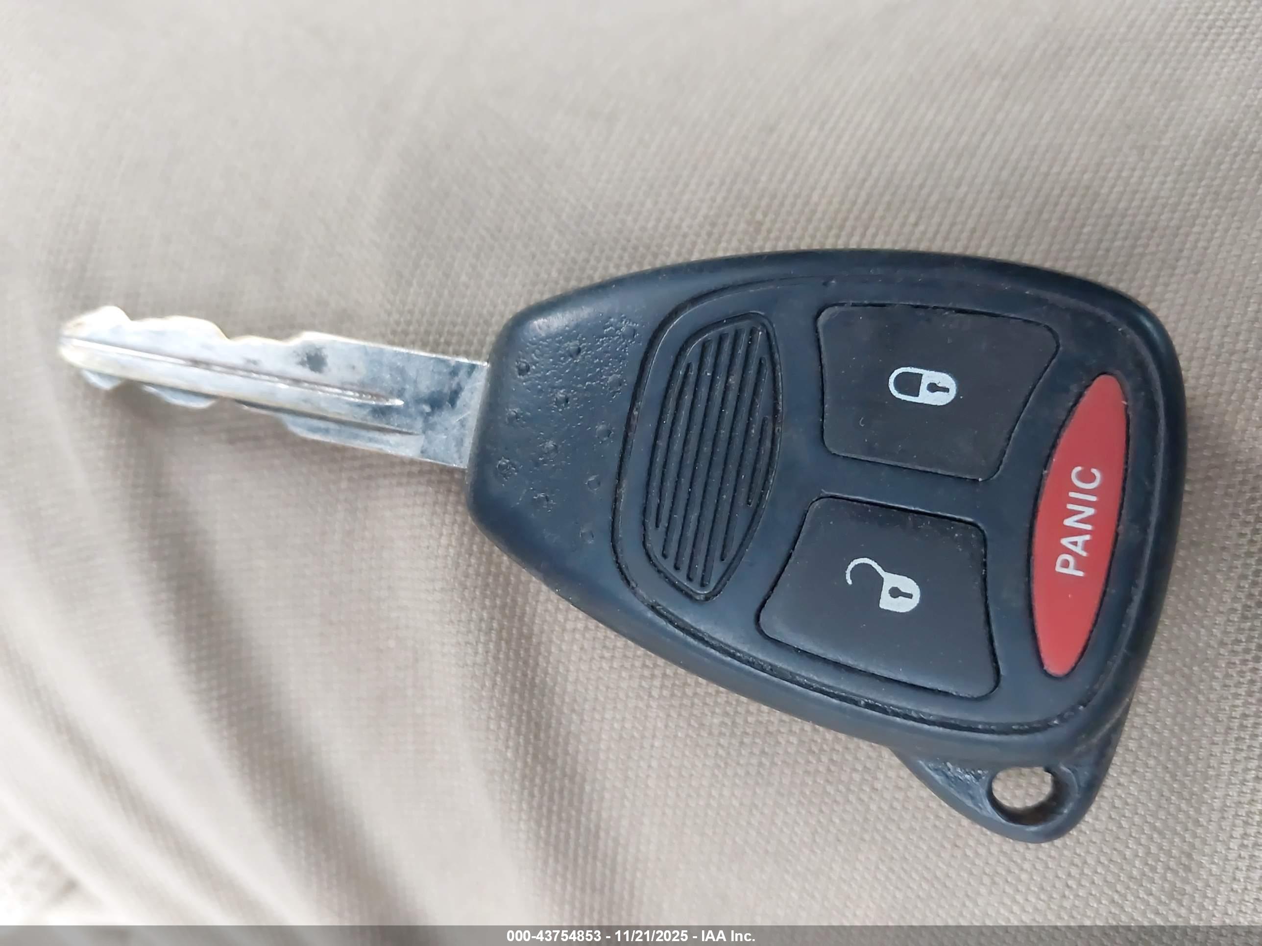 DODGE DAKOTA image 11
