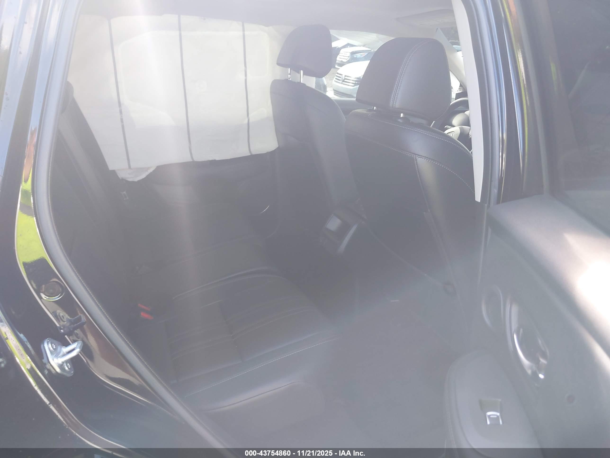 HONDA HR-V image 8