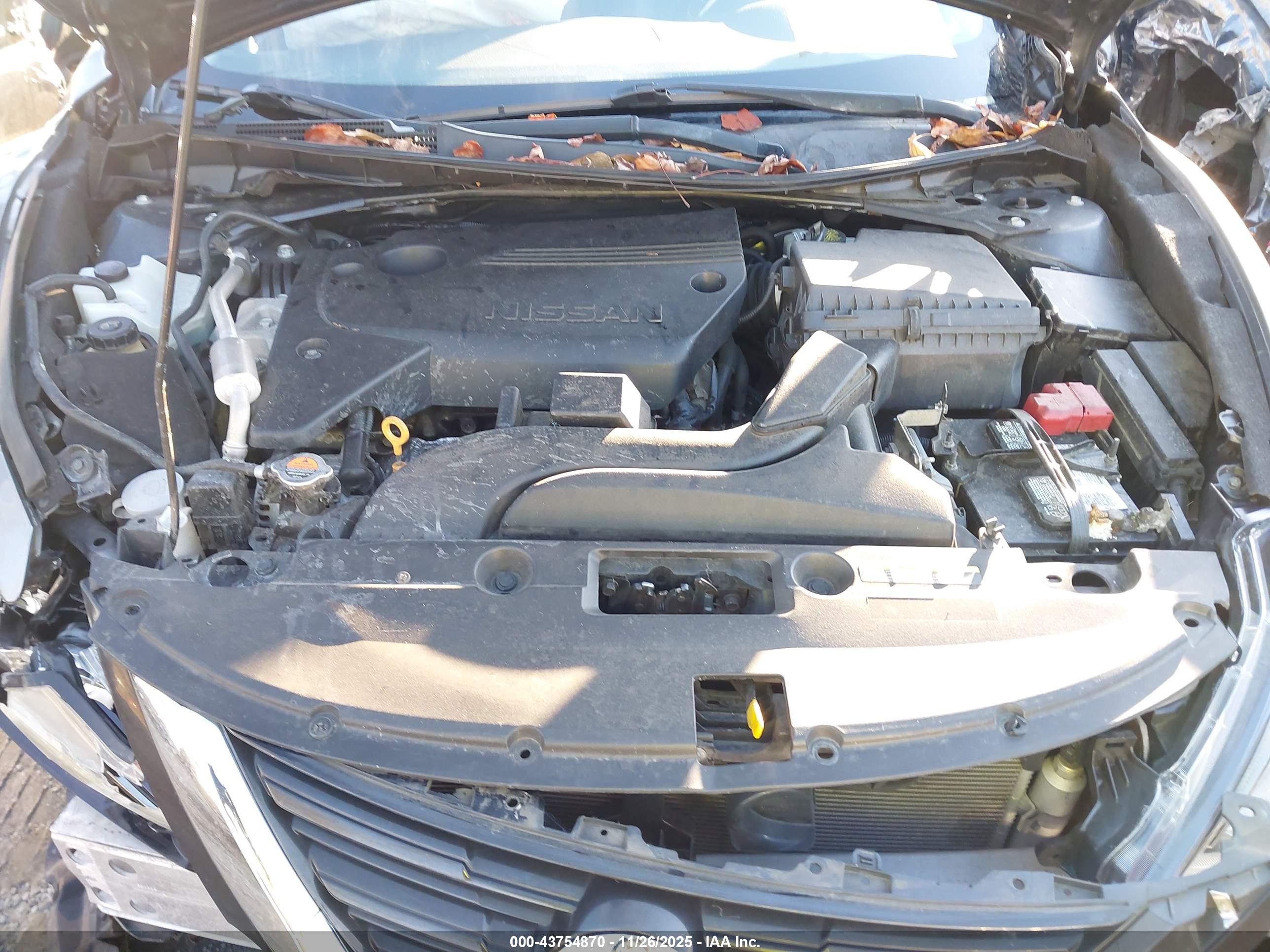 NISSAN ALTIMA image 10