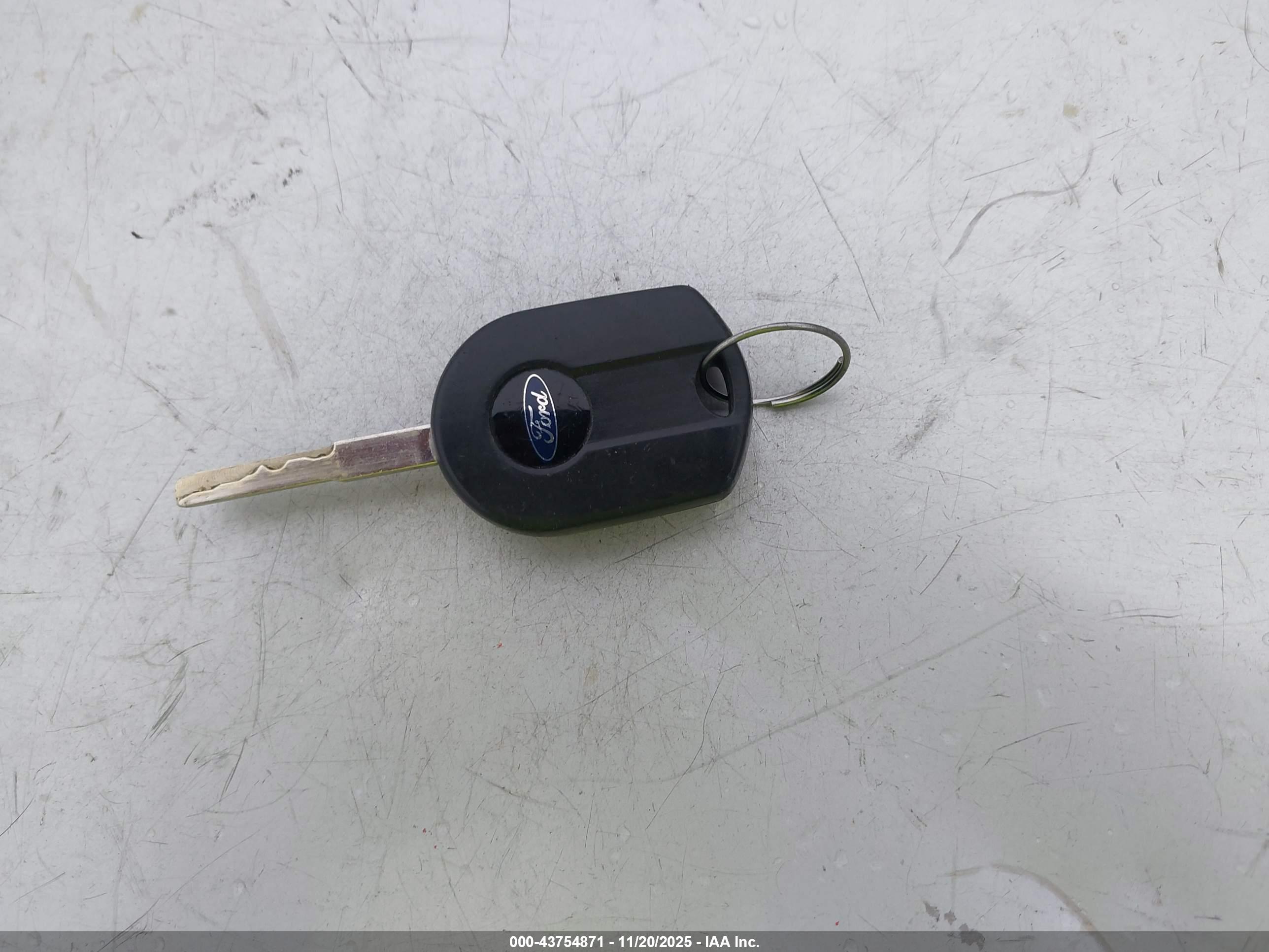 FORD FOCUS image 11