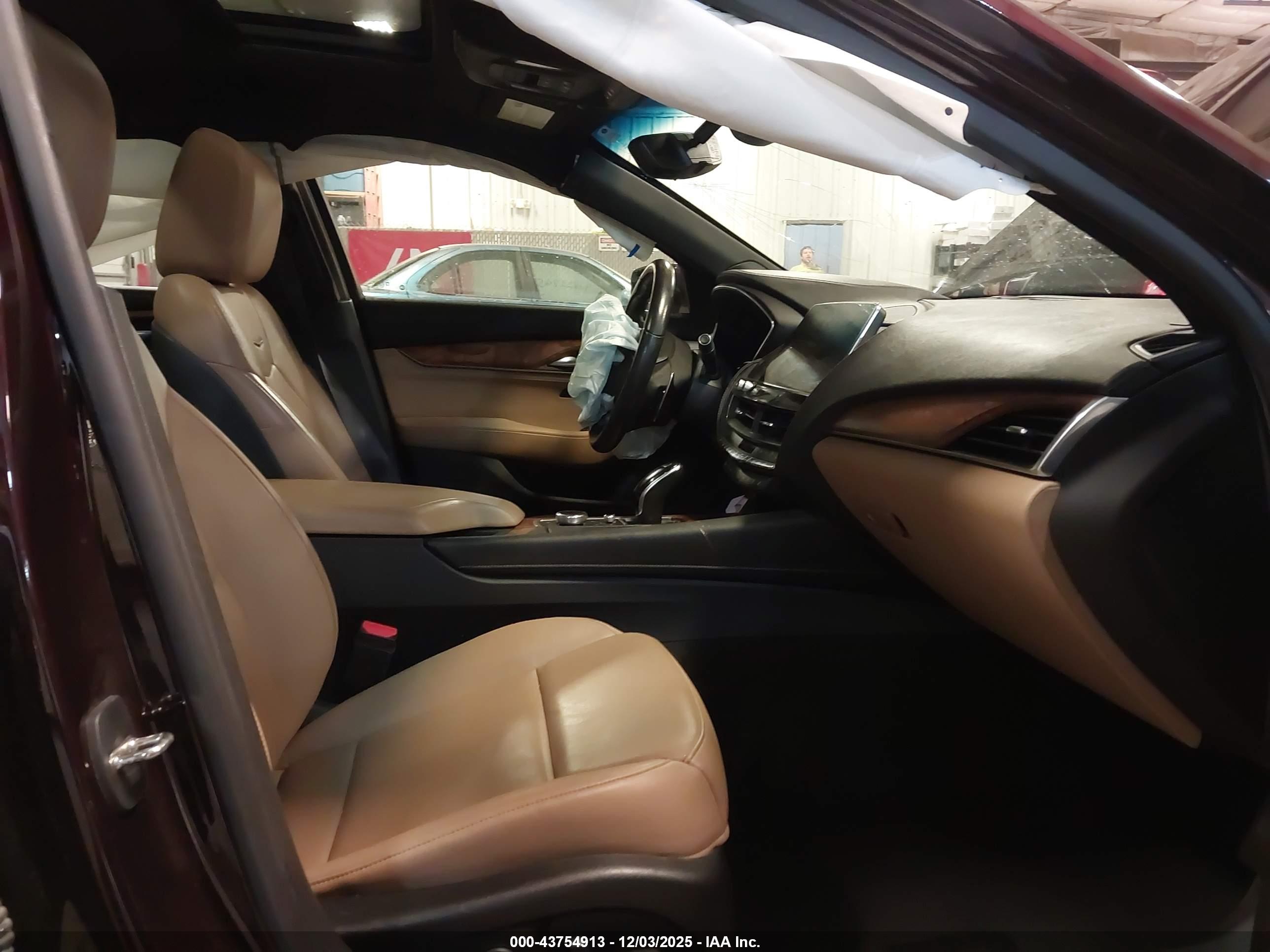 CADILLAC CT5 image 5