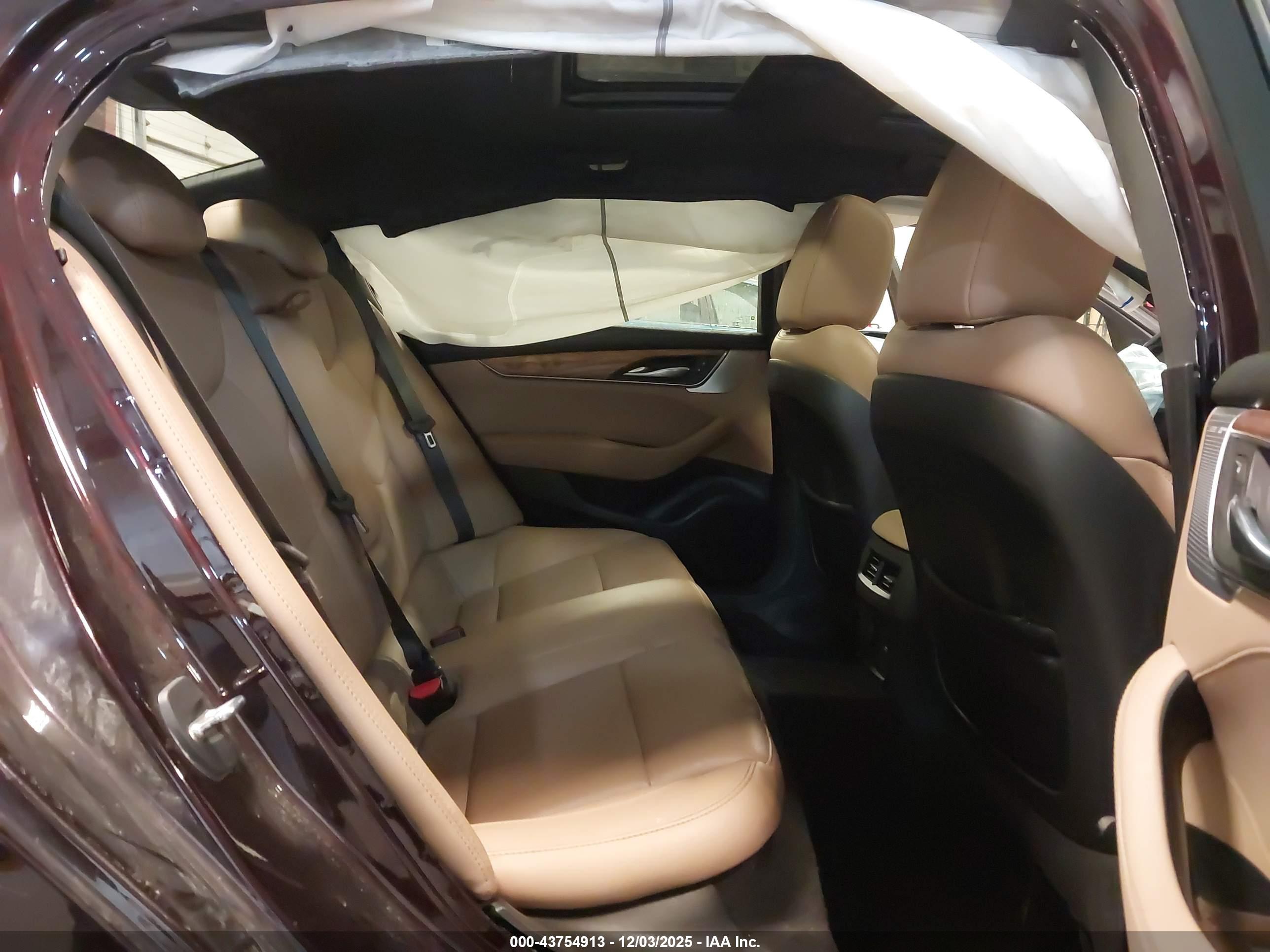 CADILLAC CT5 image 8