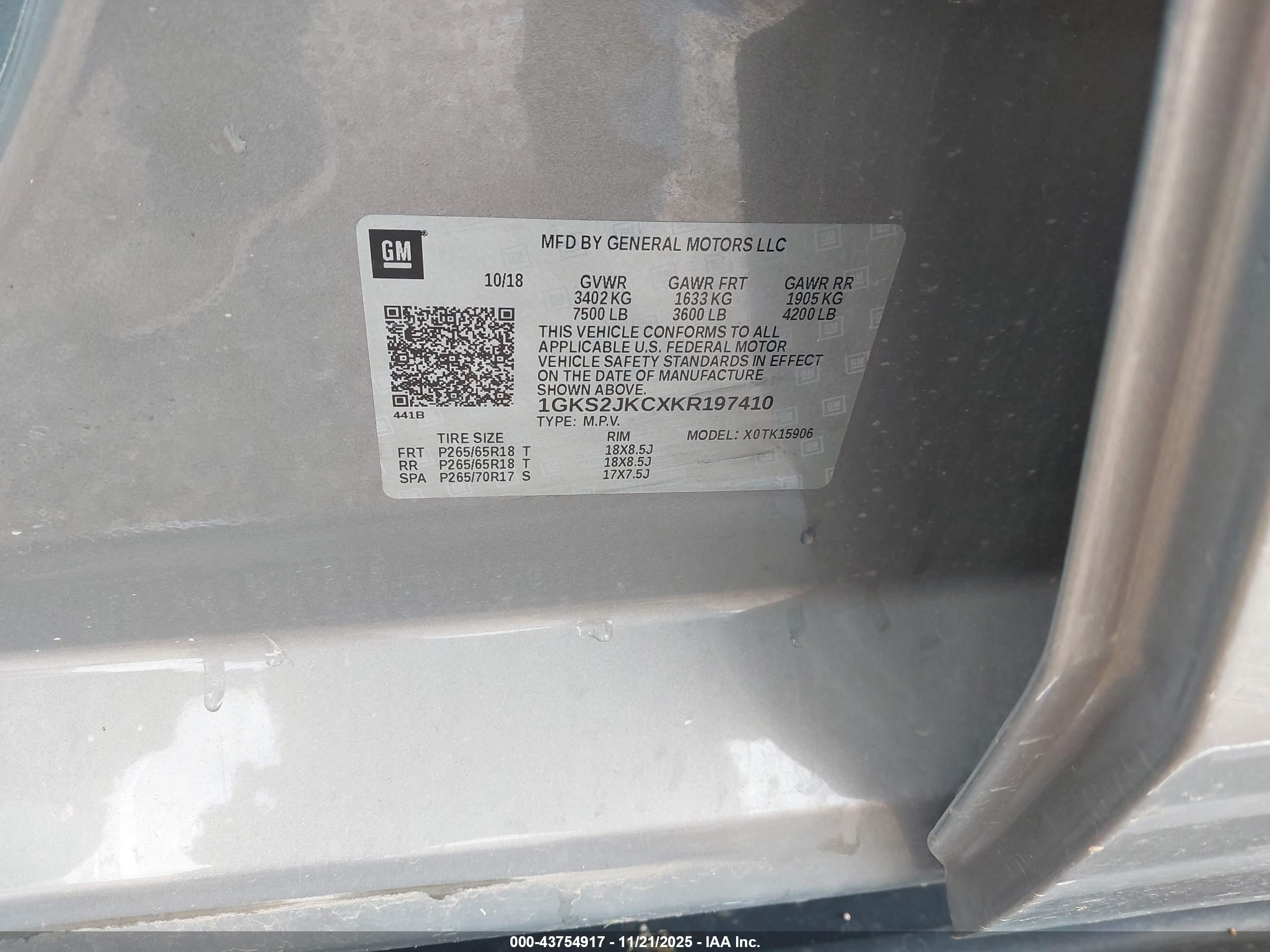 GMC YUKON image 9