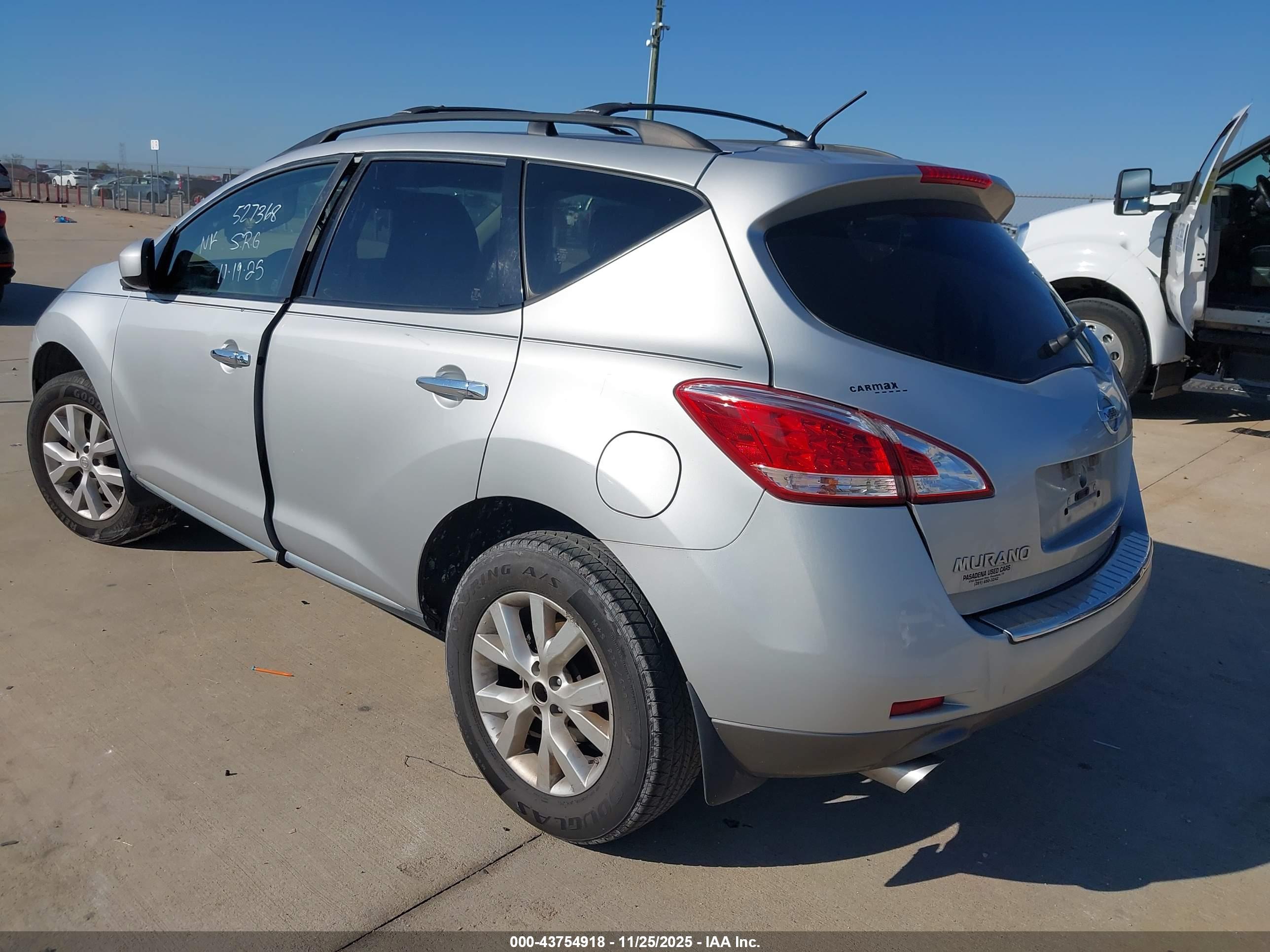 NISSAN MURANO image 3