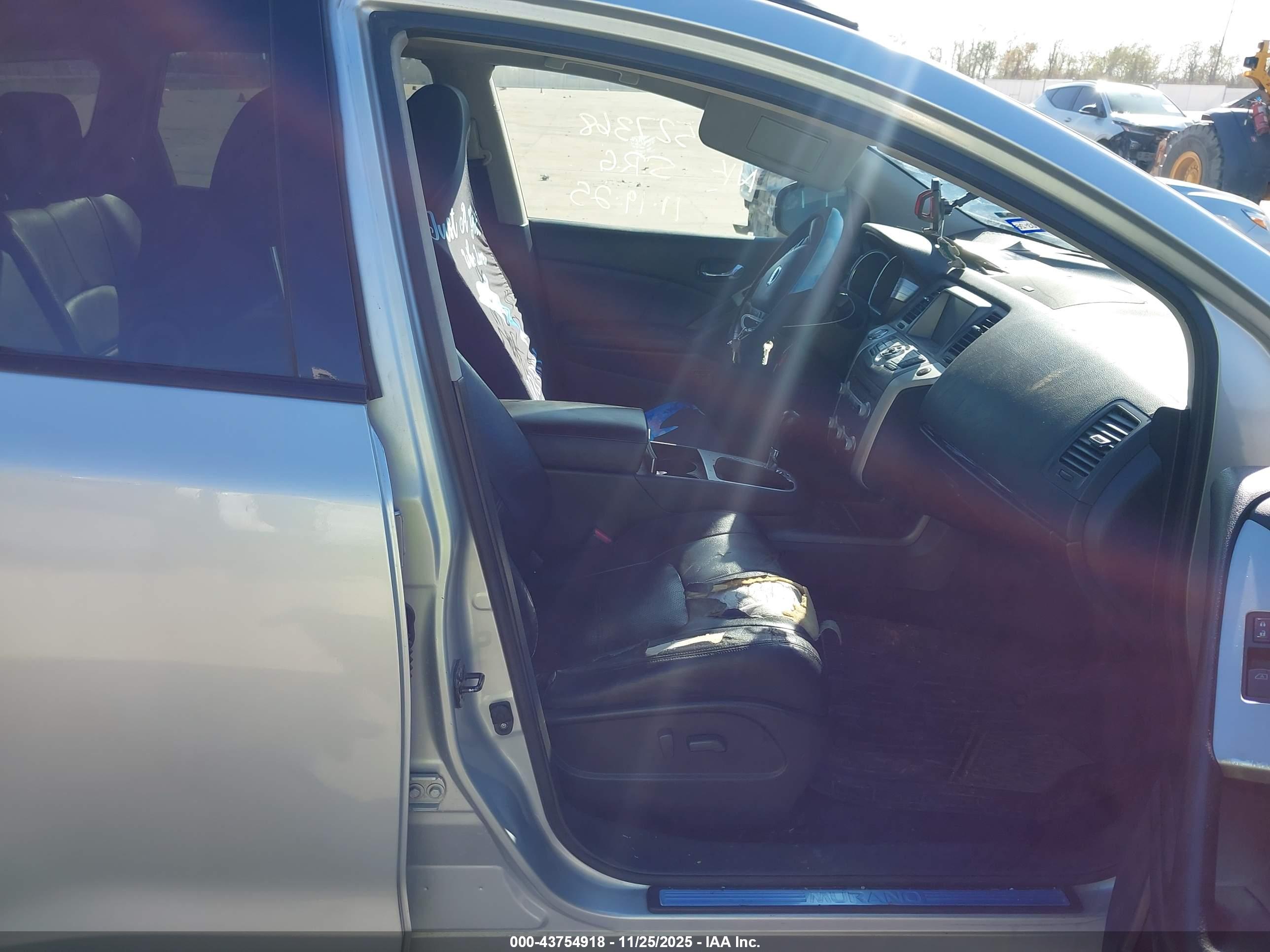 NISSAN MURANO image 5