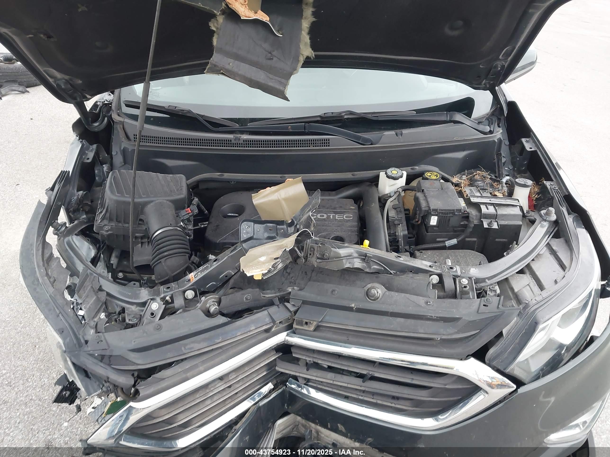 CHEVROLET EQUINOX image 10