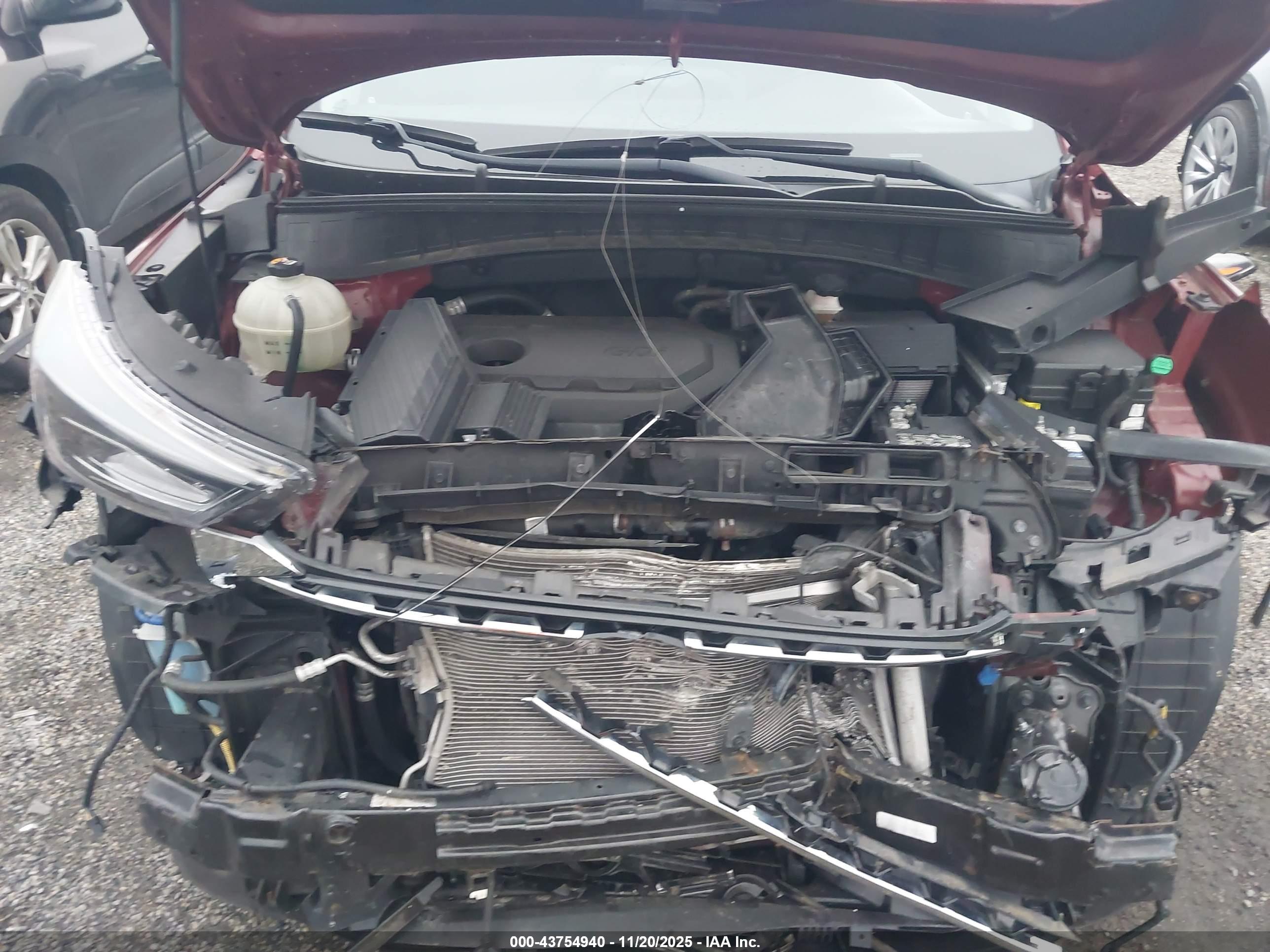 HYUNDAI TUCSON image 10