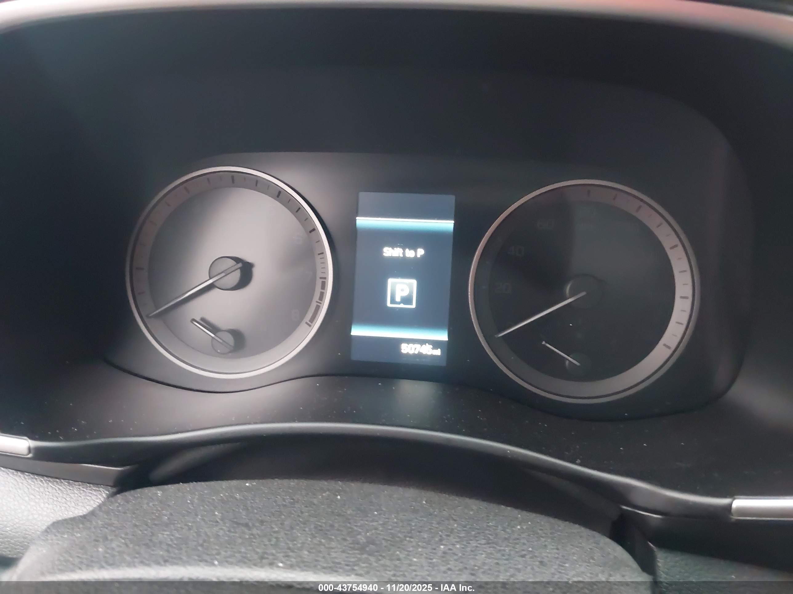 HYUNDAI TUCSON image 7