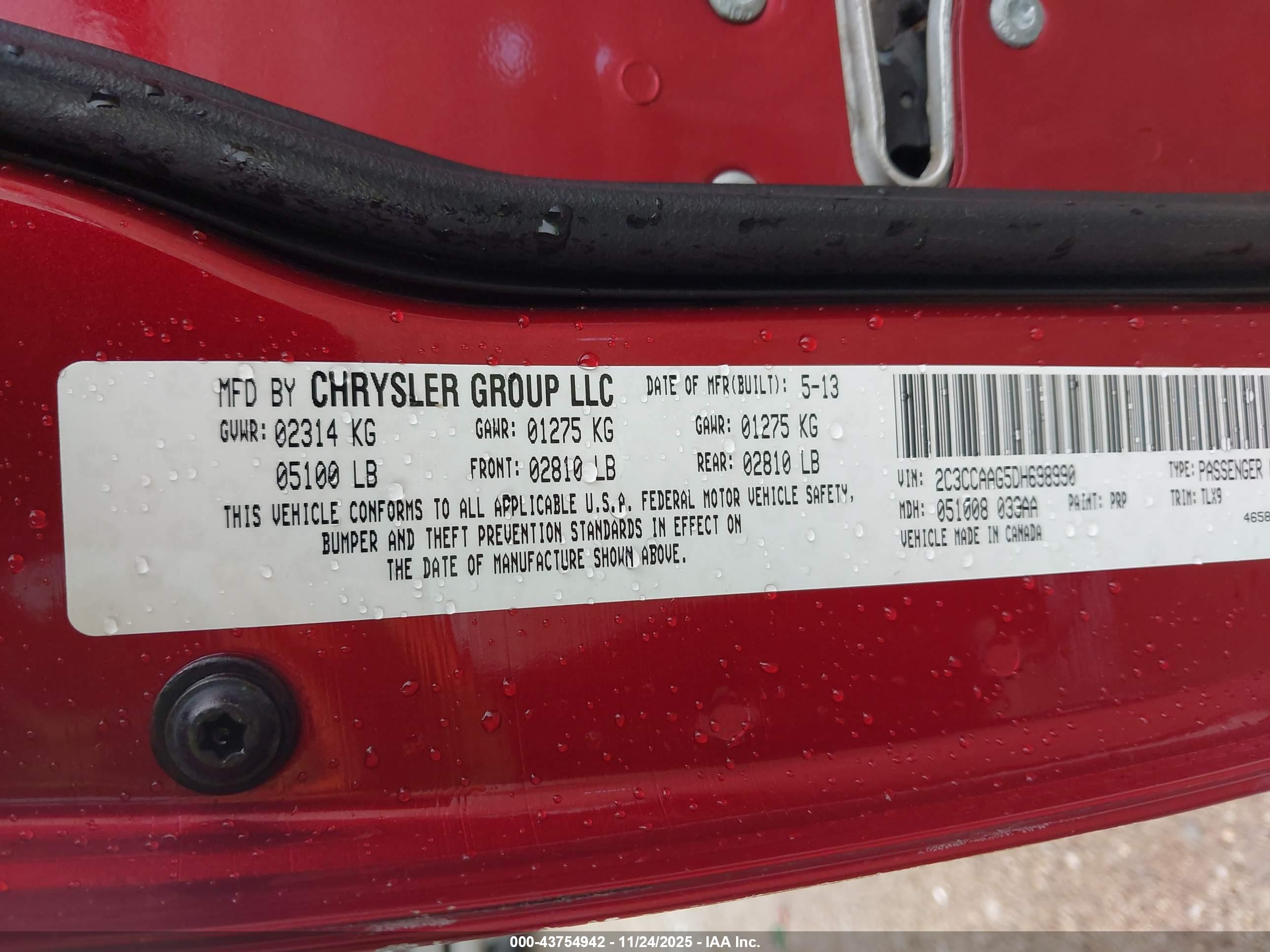 CHRYSLER 300 image 9