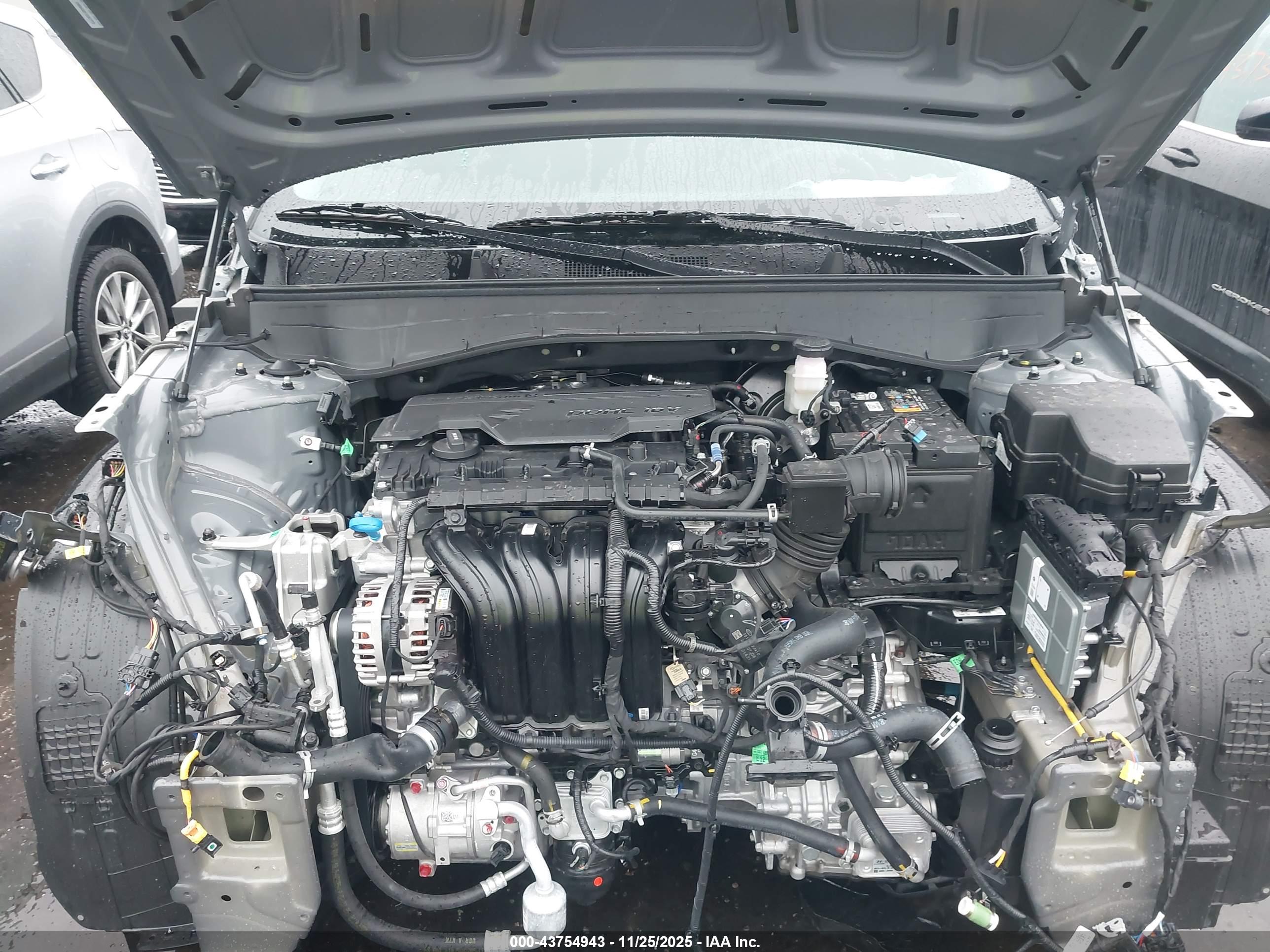 HYUNDAI KONA image 10