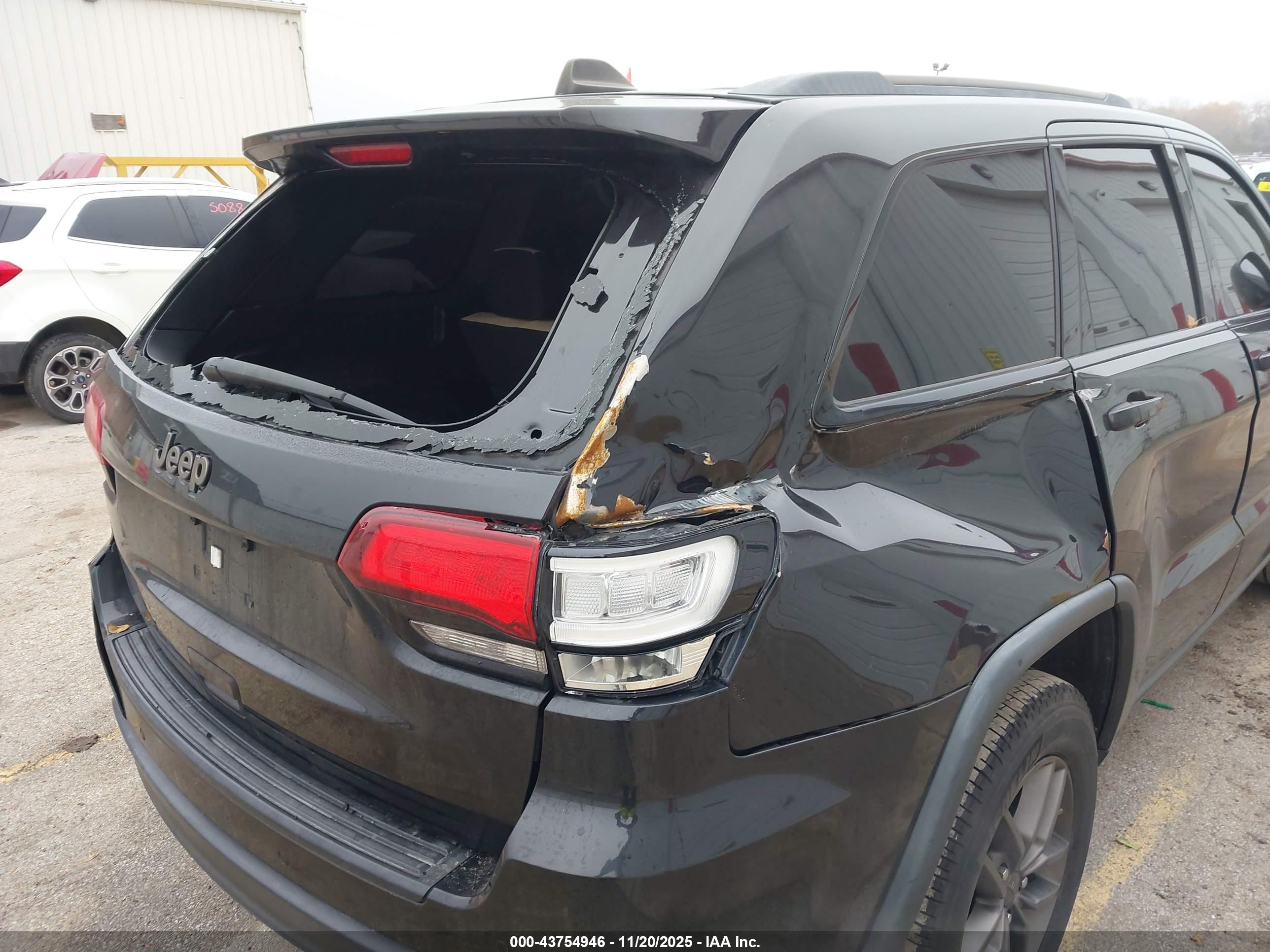 JEEP GRAND image 6