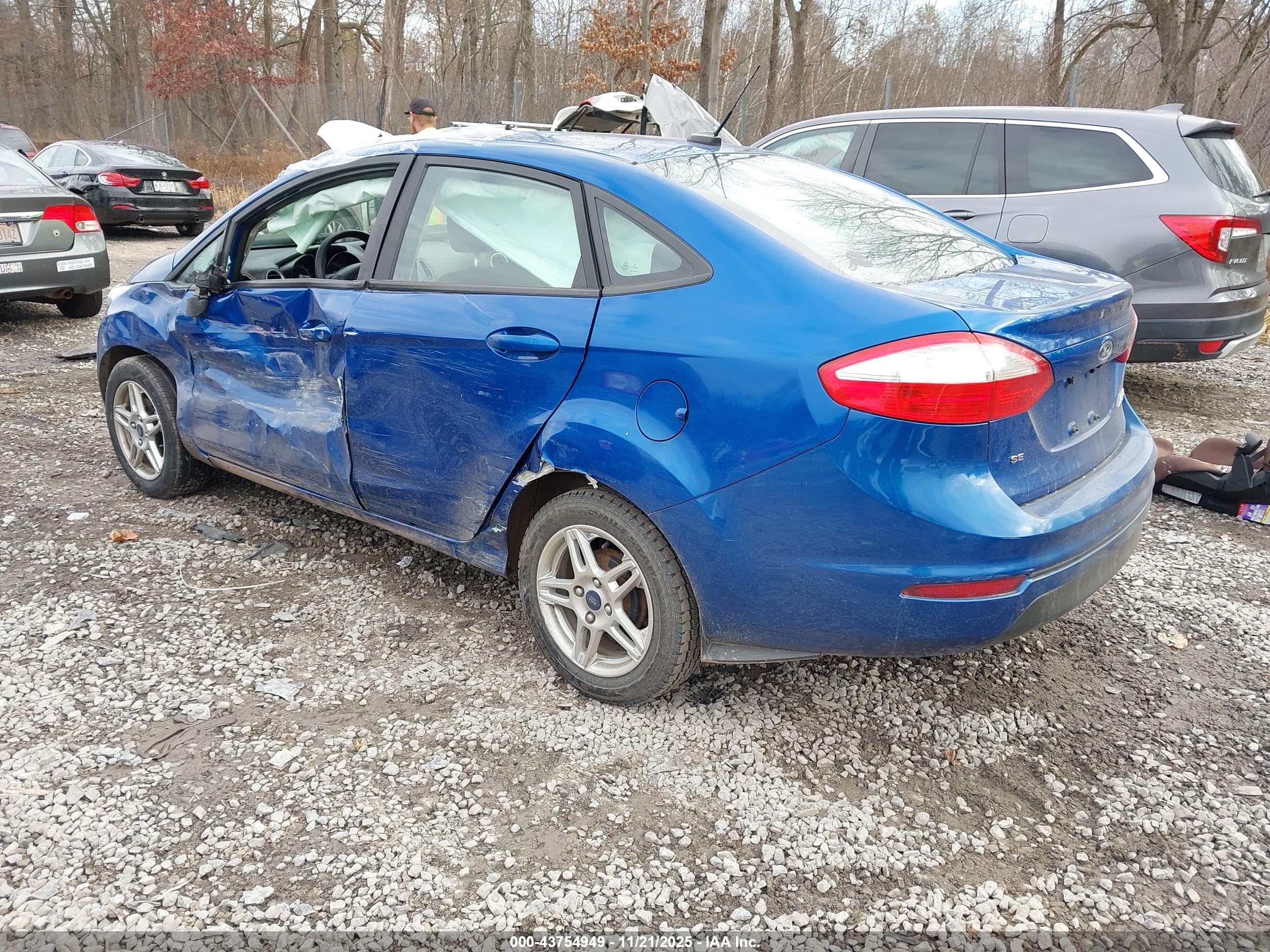 FORD FIESTA image 3