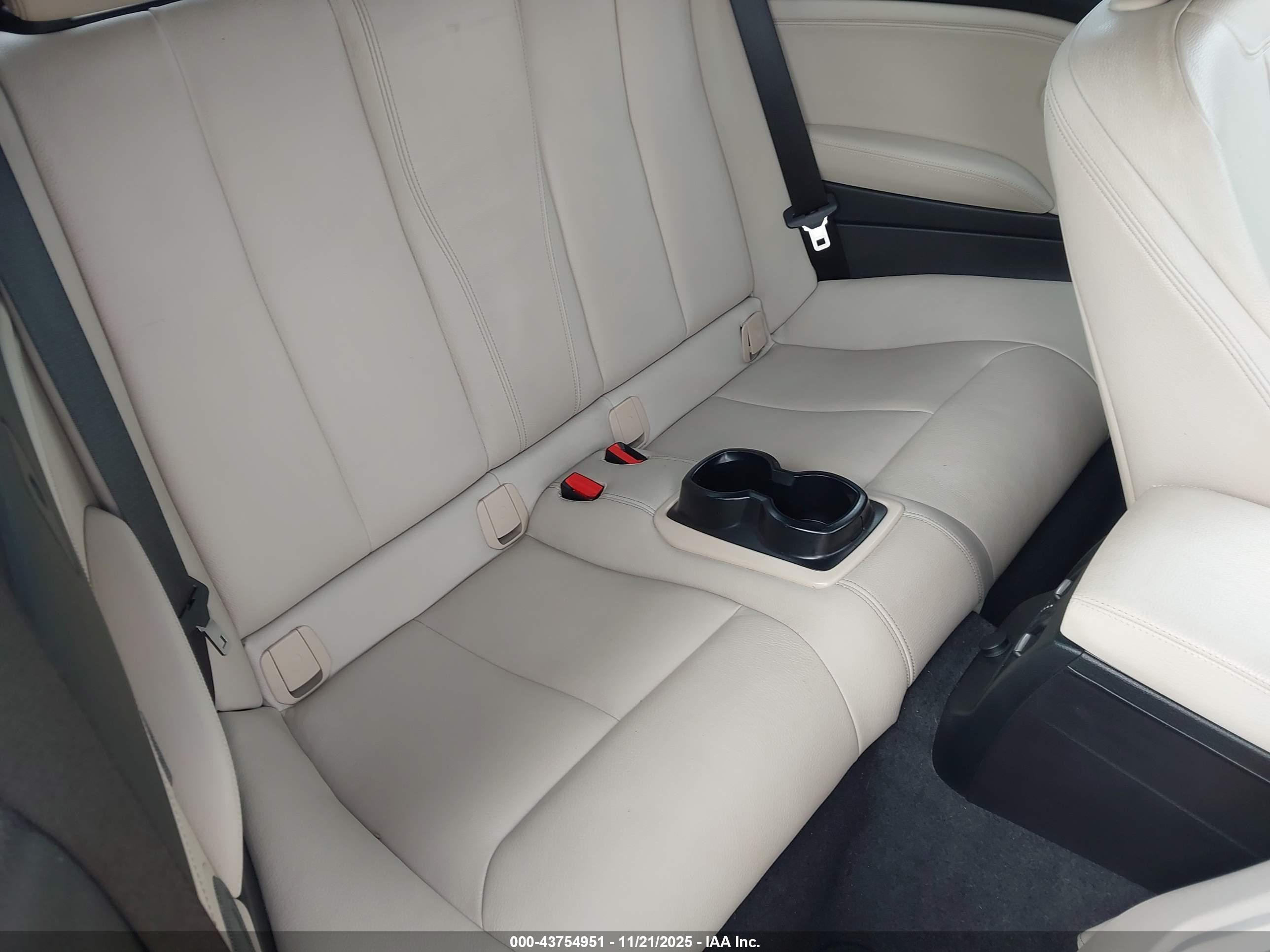 BMW 230I image 8