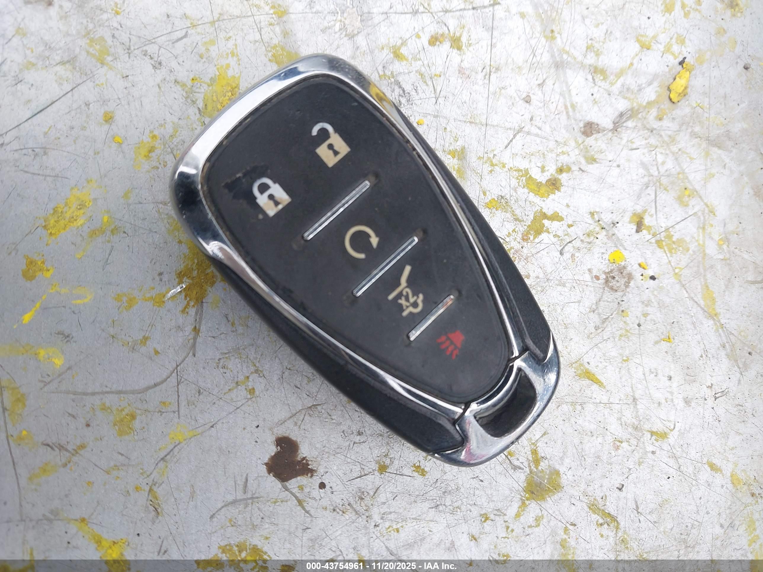 CHEVROLET TRAVERSE image 11