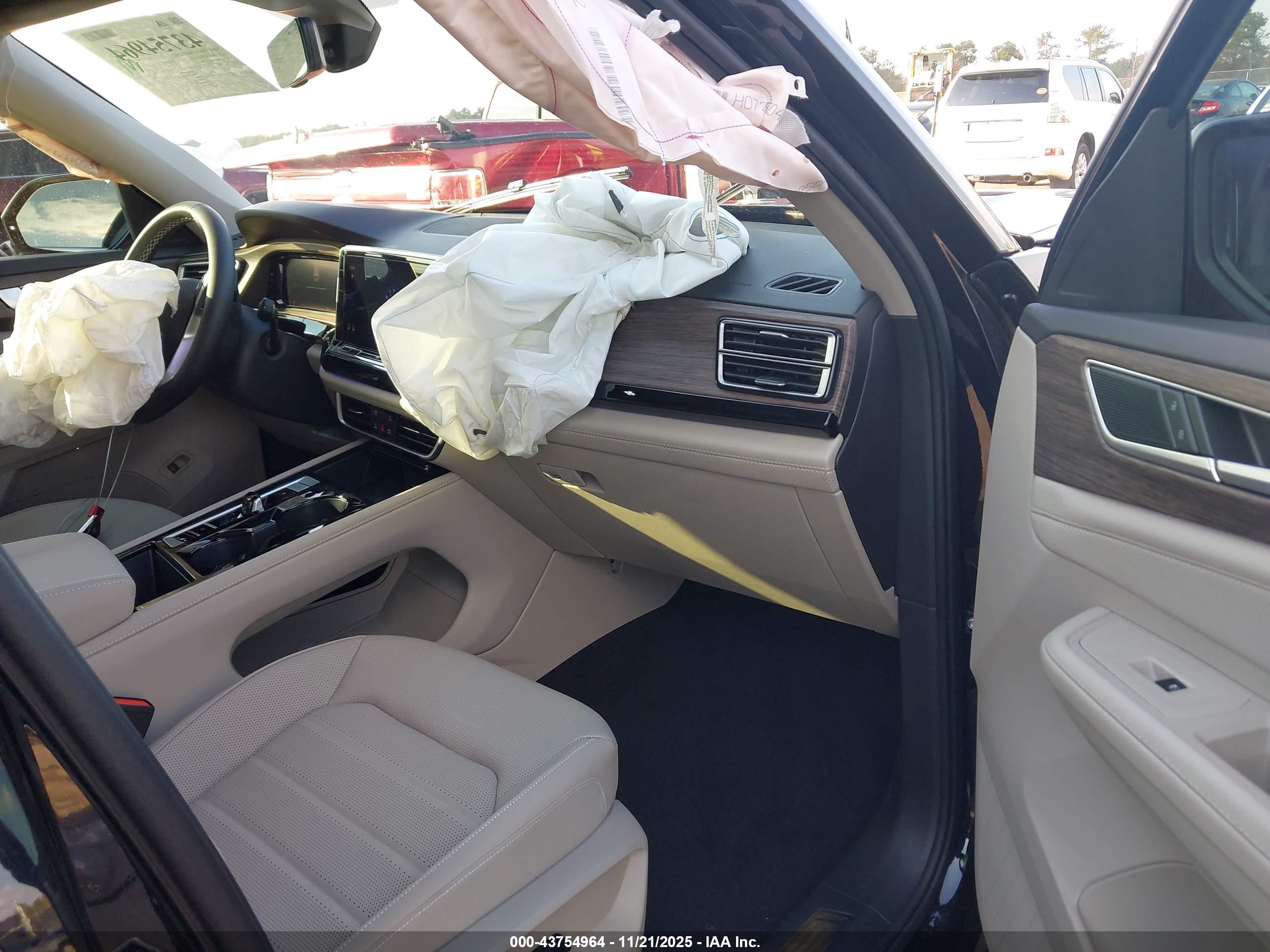 VOLKSWAGEN ATLAS image 5