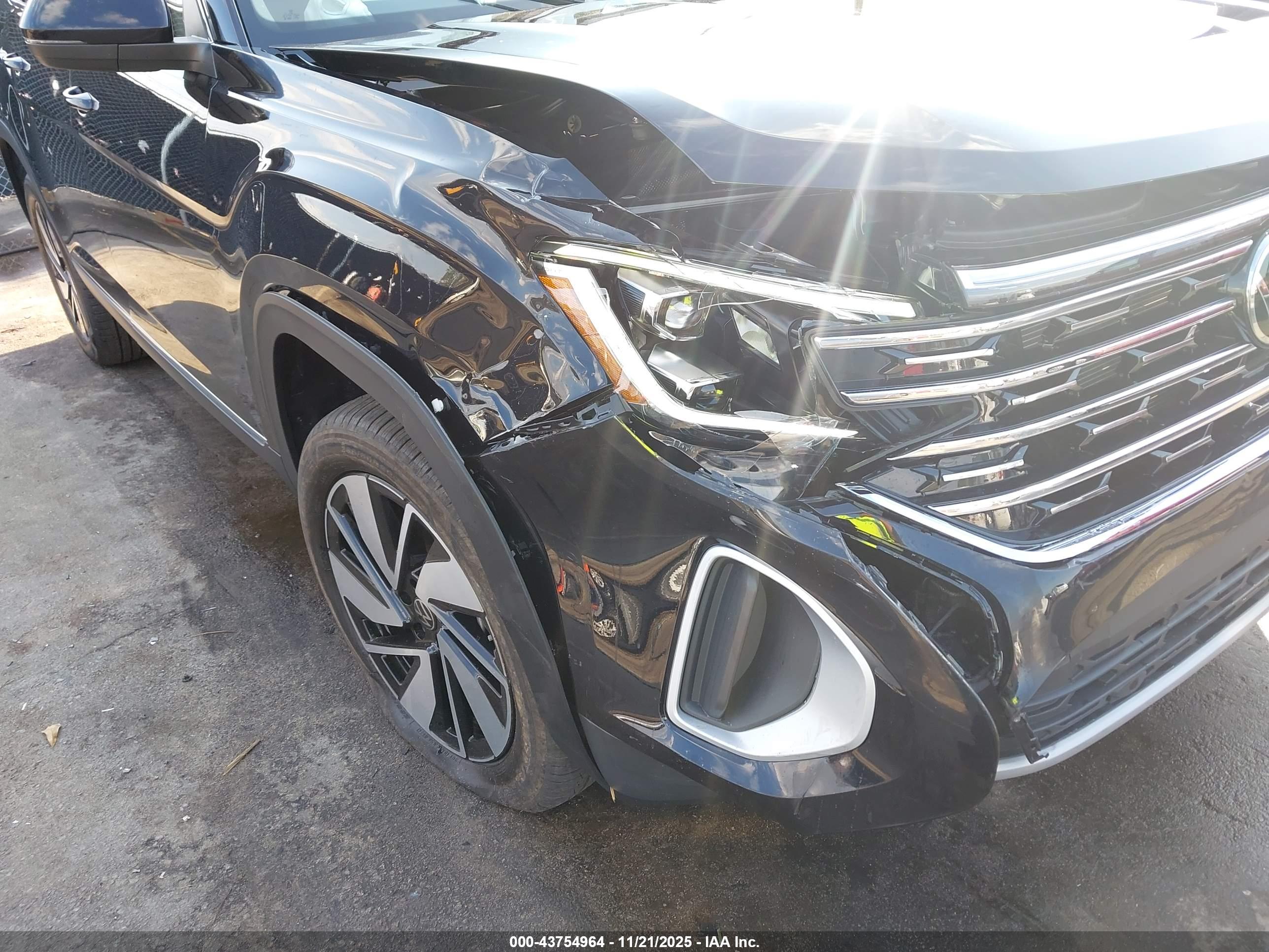 VOLKSWAGEN ATLAS image 6