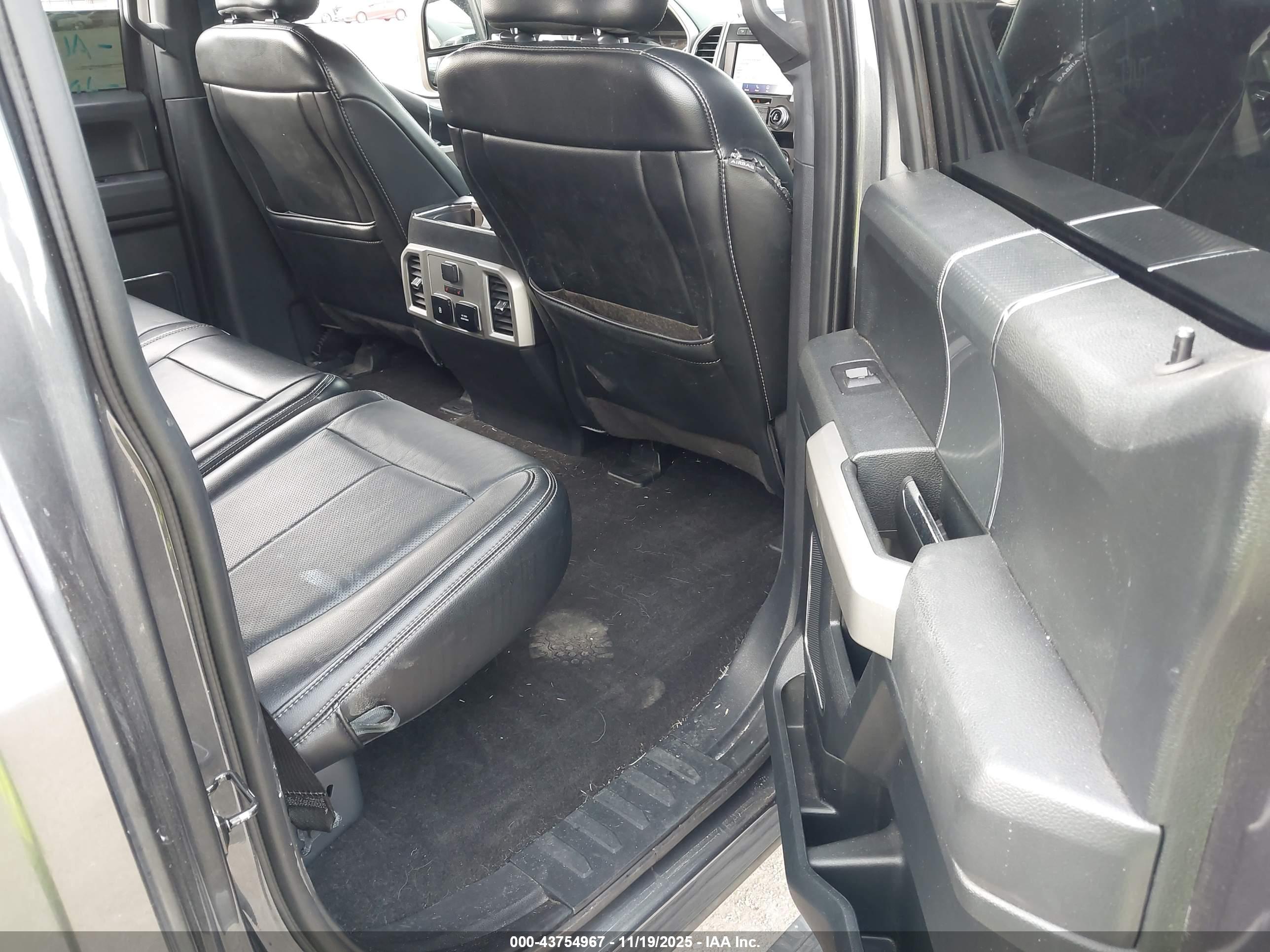 FORD F-150 image 8