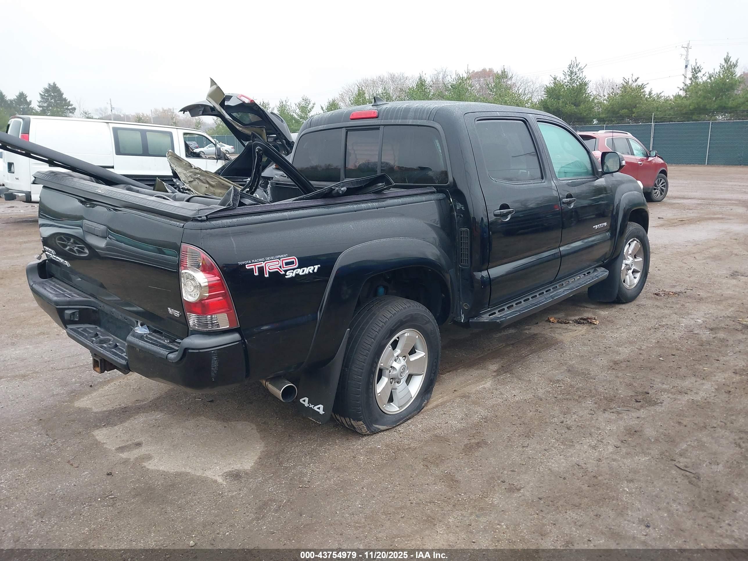 TOYOTA TACOMA image 4