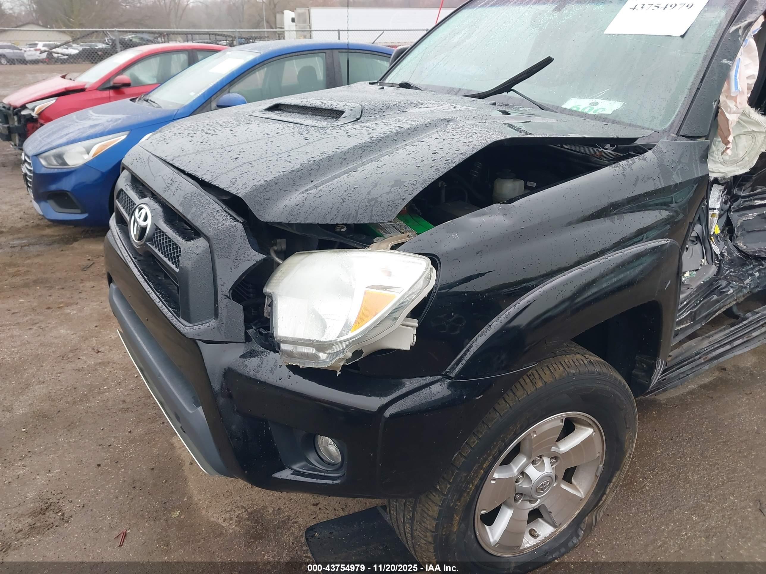 TOYOTA TACOMA image 6