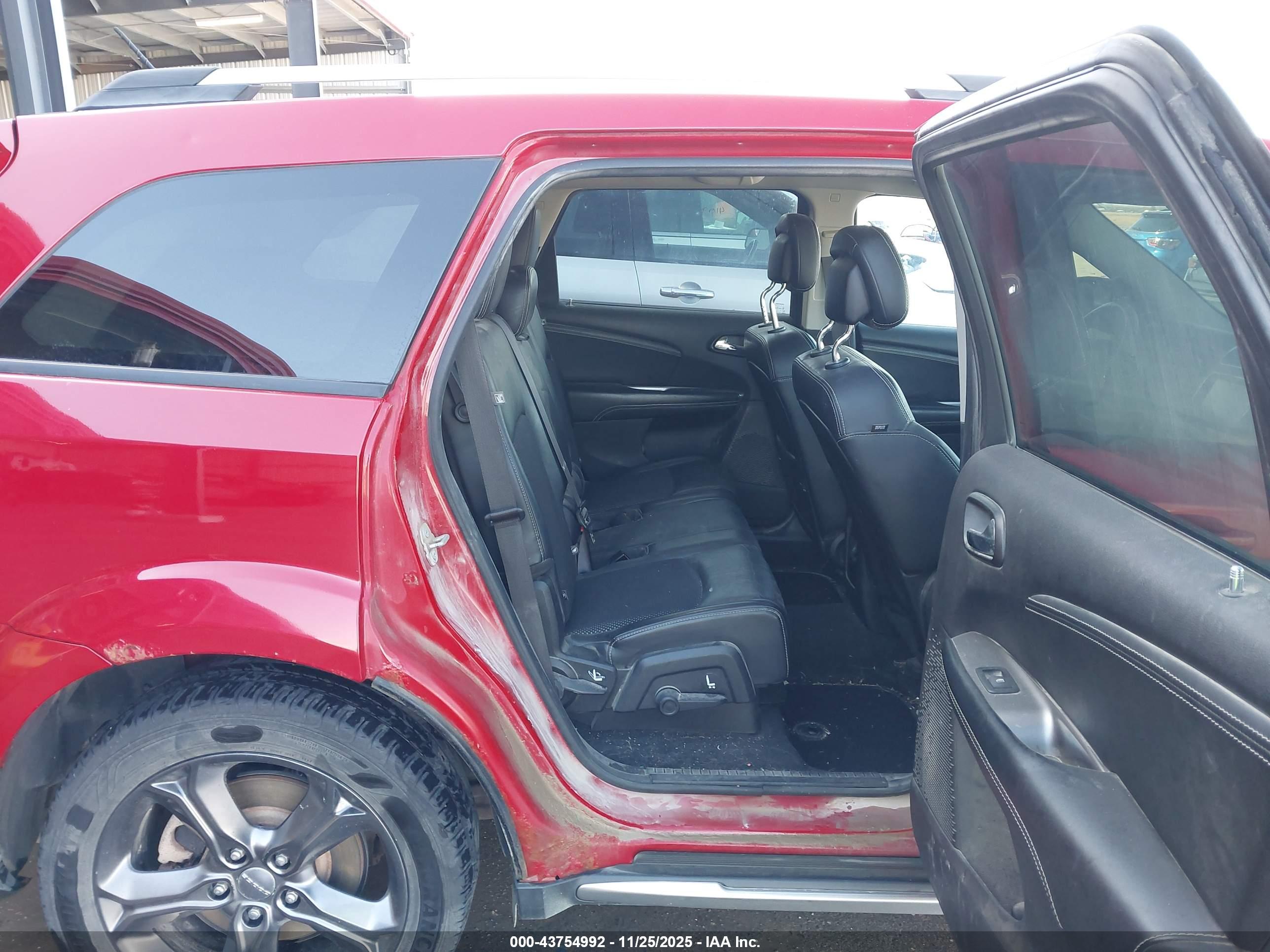 DODGE JOURNEY image 8