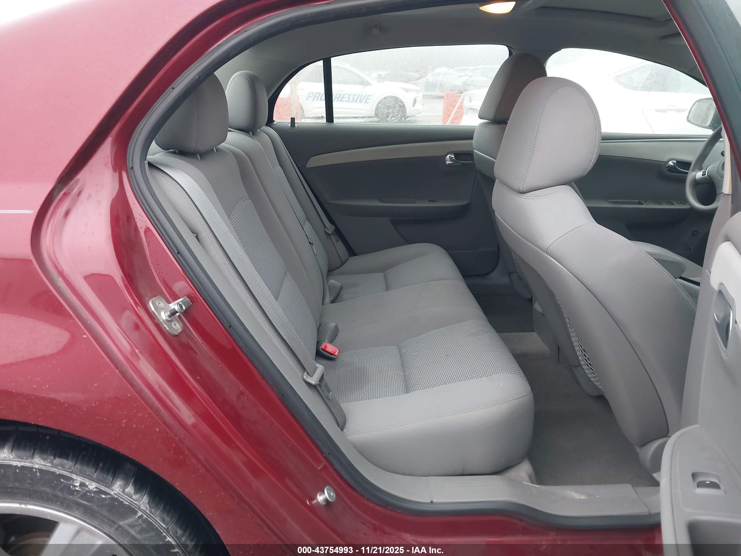 CHEVROLET MALIBU image 8
