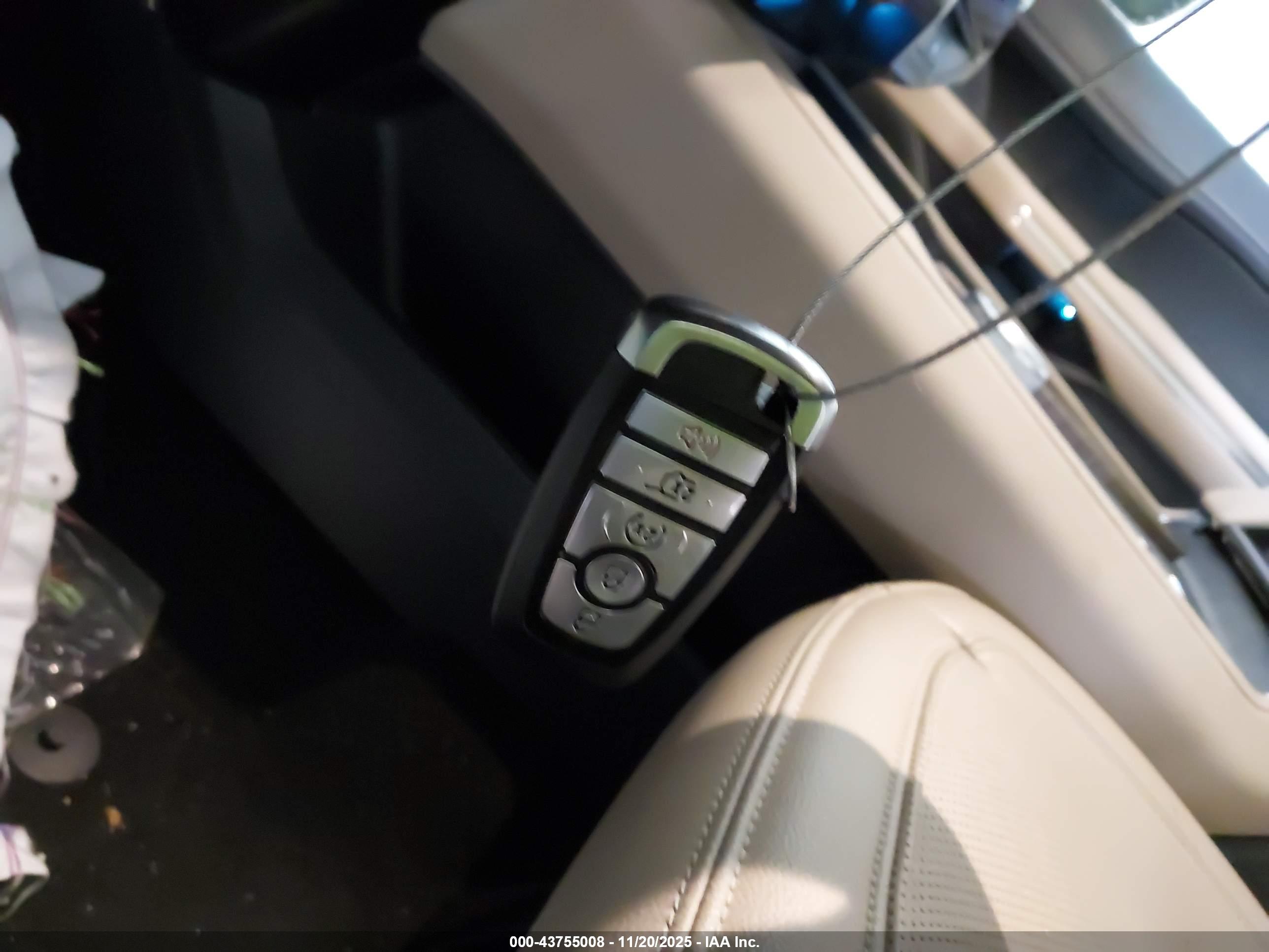 FORD EXPEDITION image 11