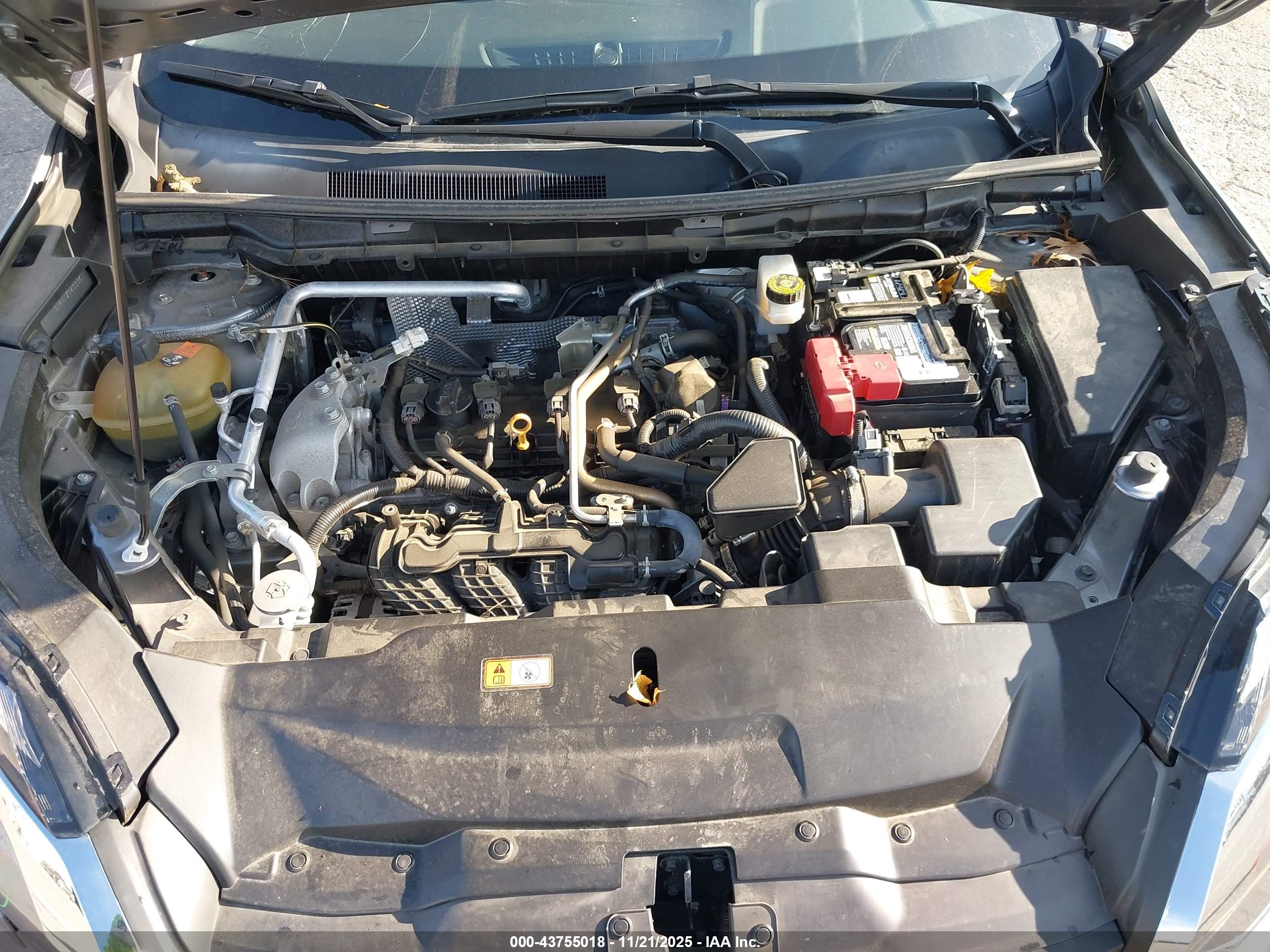 MITSUBISHI OUTLANDER image 10