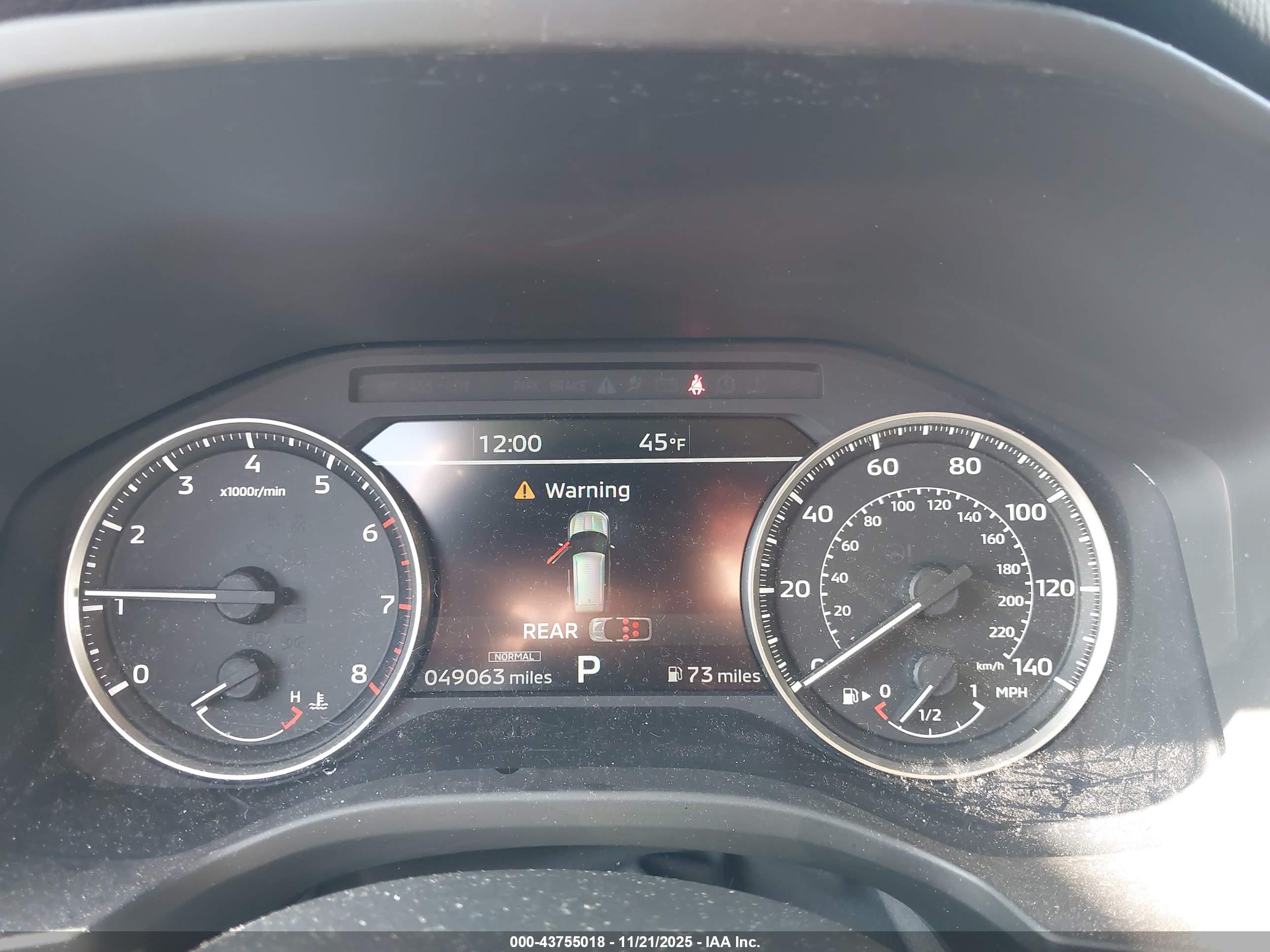 MITSUBISHI OUTLANDER image 7