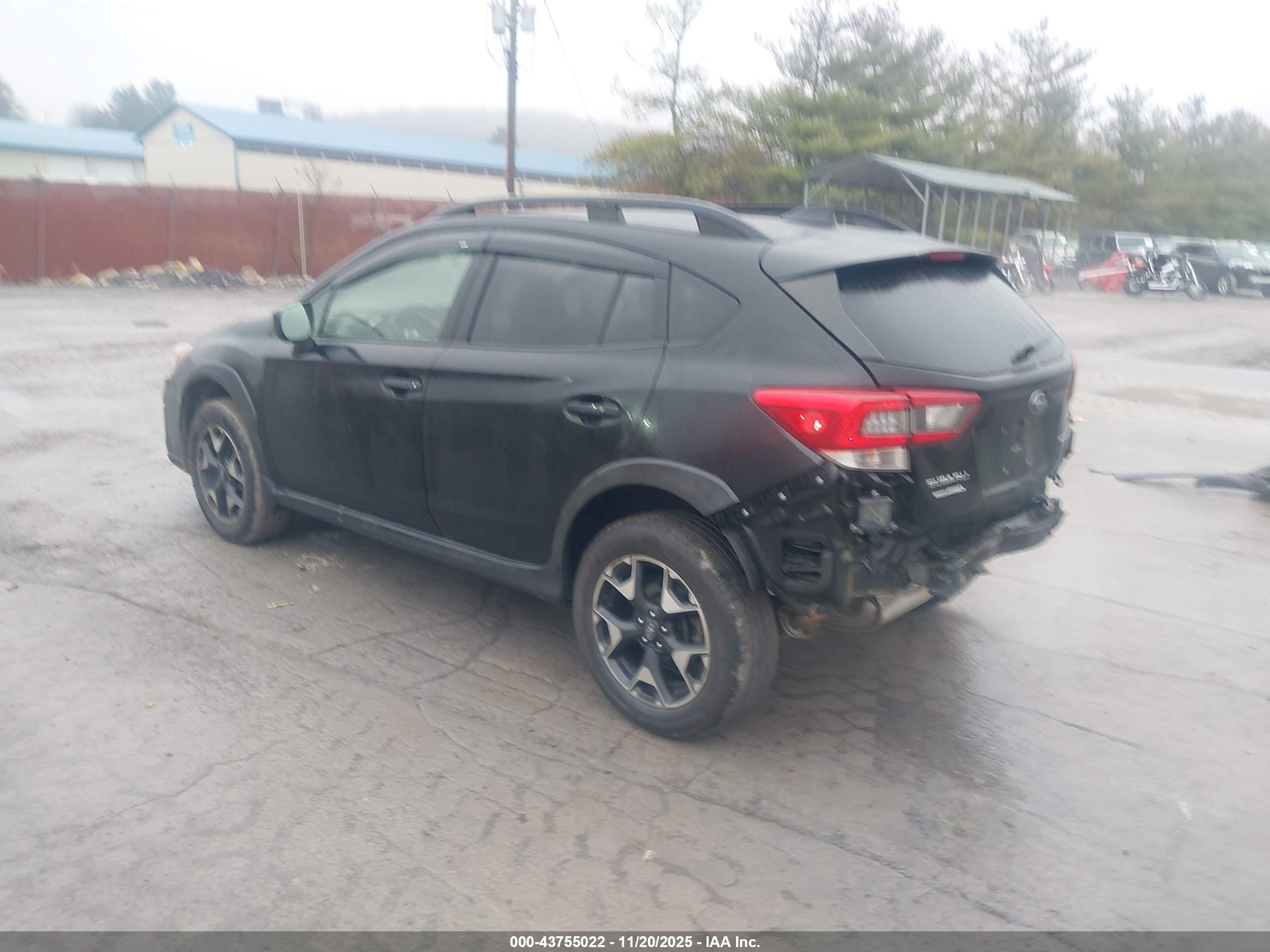 SUBARU CROSSTREK image 3