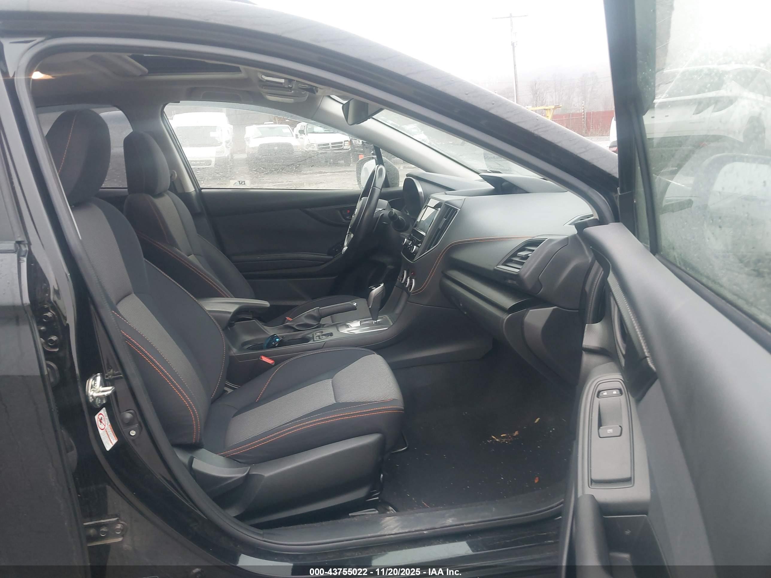 SUBARU CROSSTREK image 5