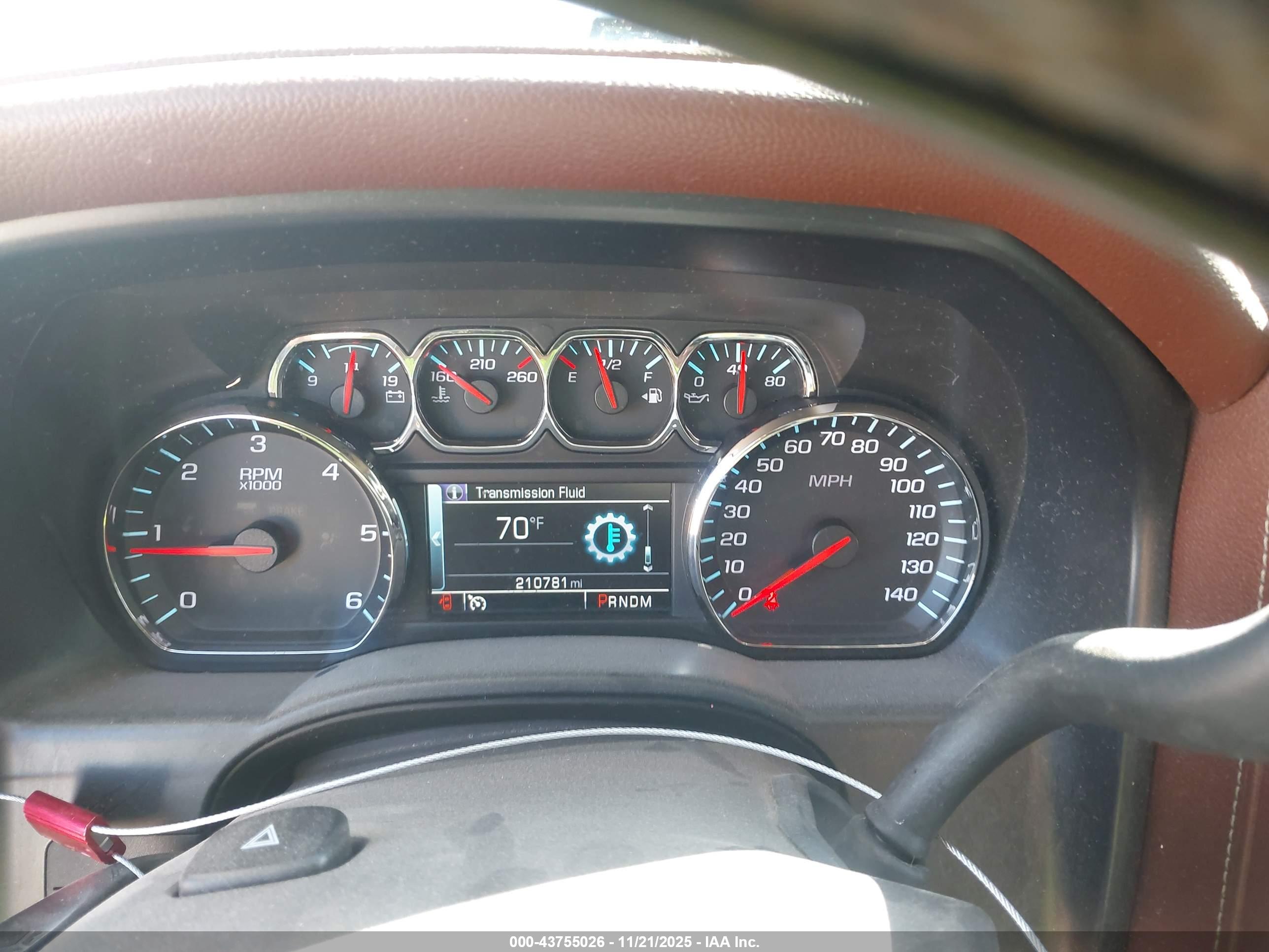 CHEVROLET SILVERADO image 7