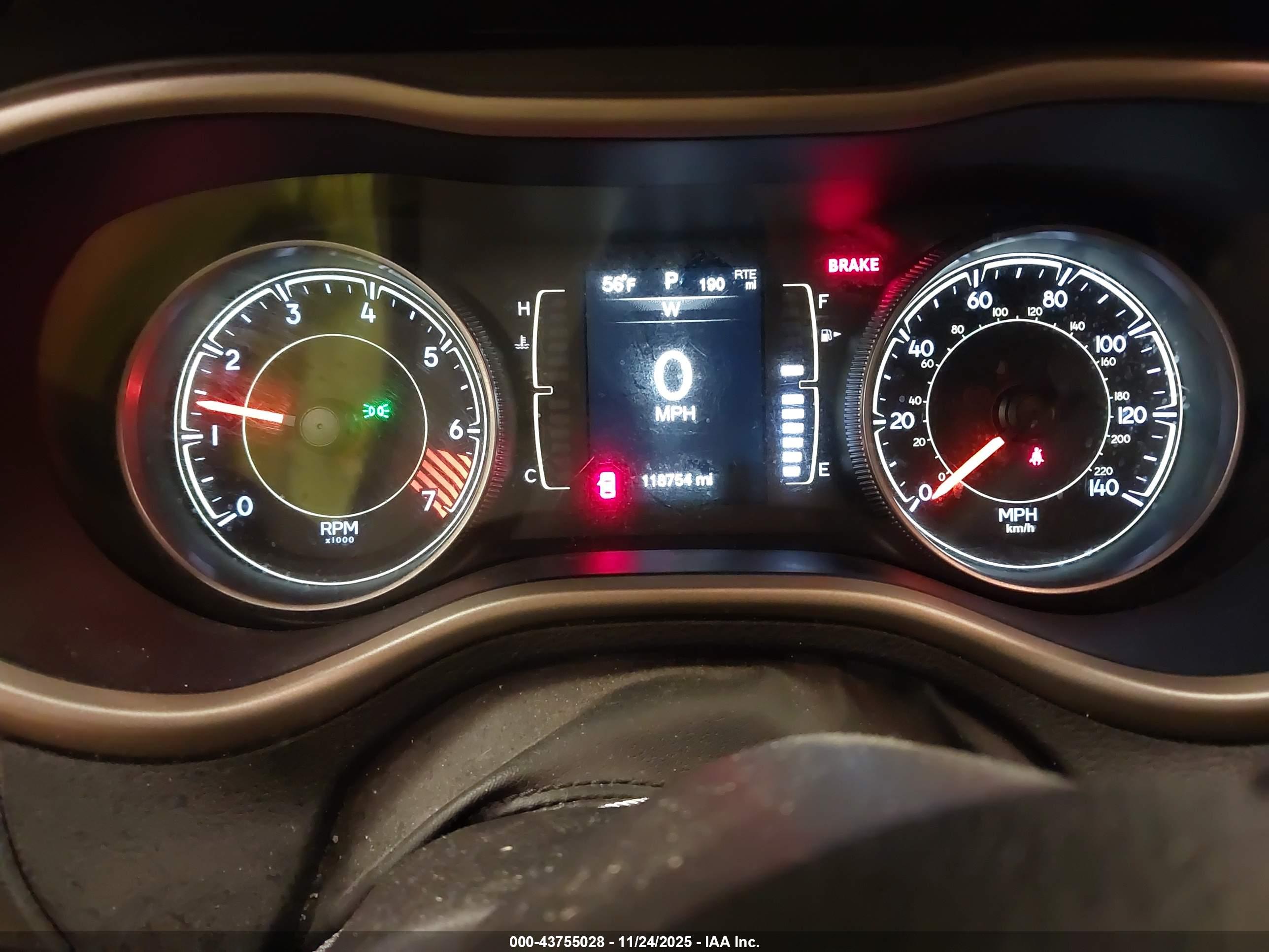 JEEP CHEROKEE image 7