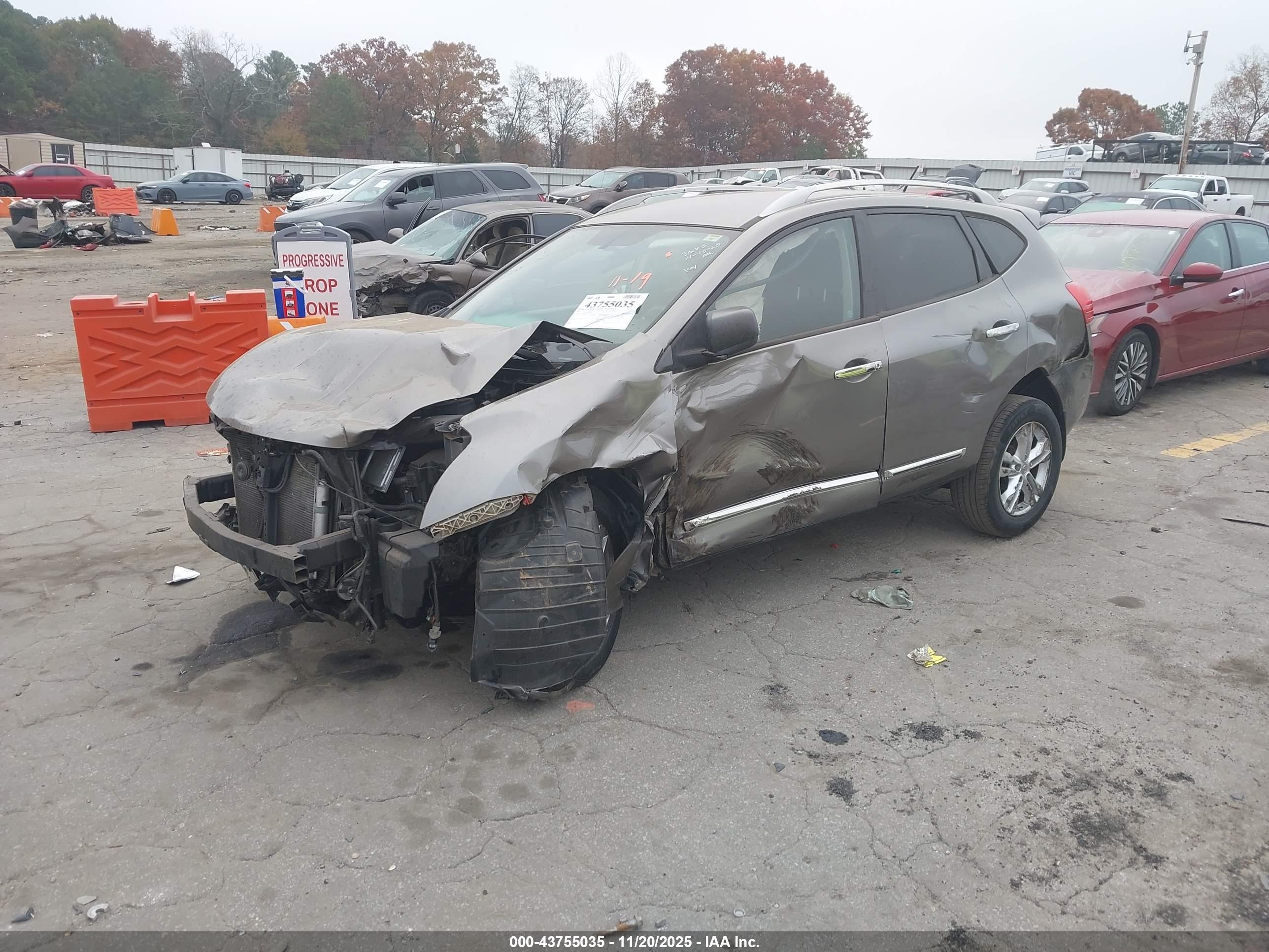 NISSAN ROGUE image 2