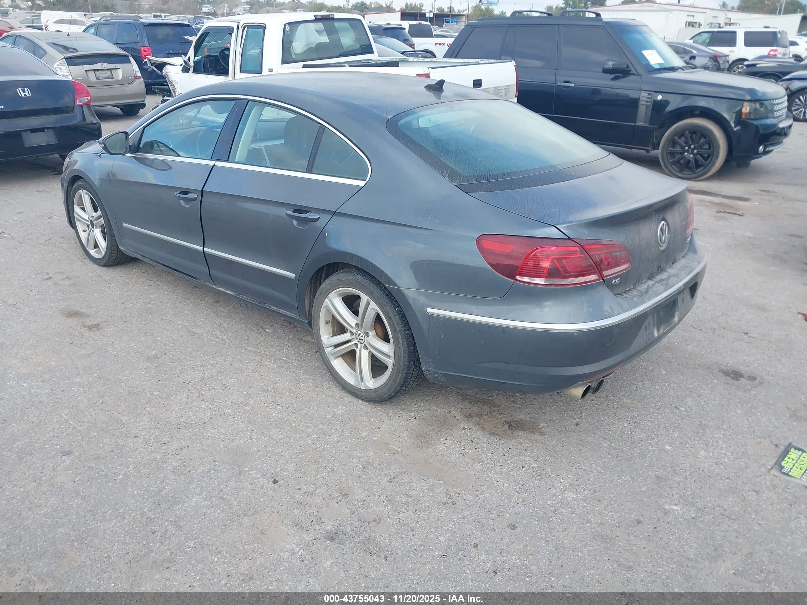 VOLKSWAGEN CC image 3