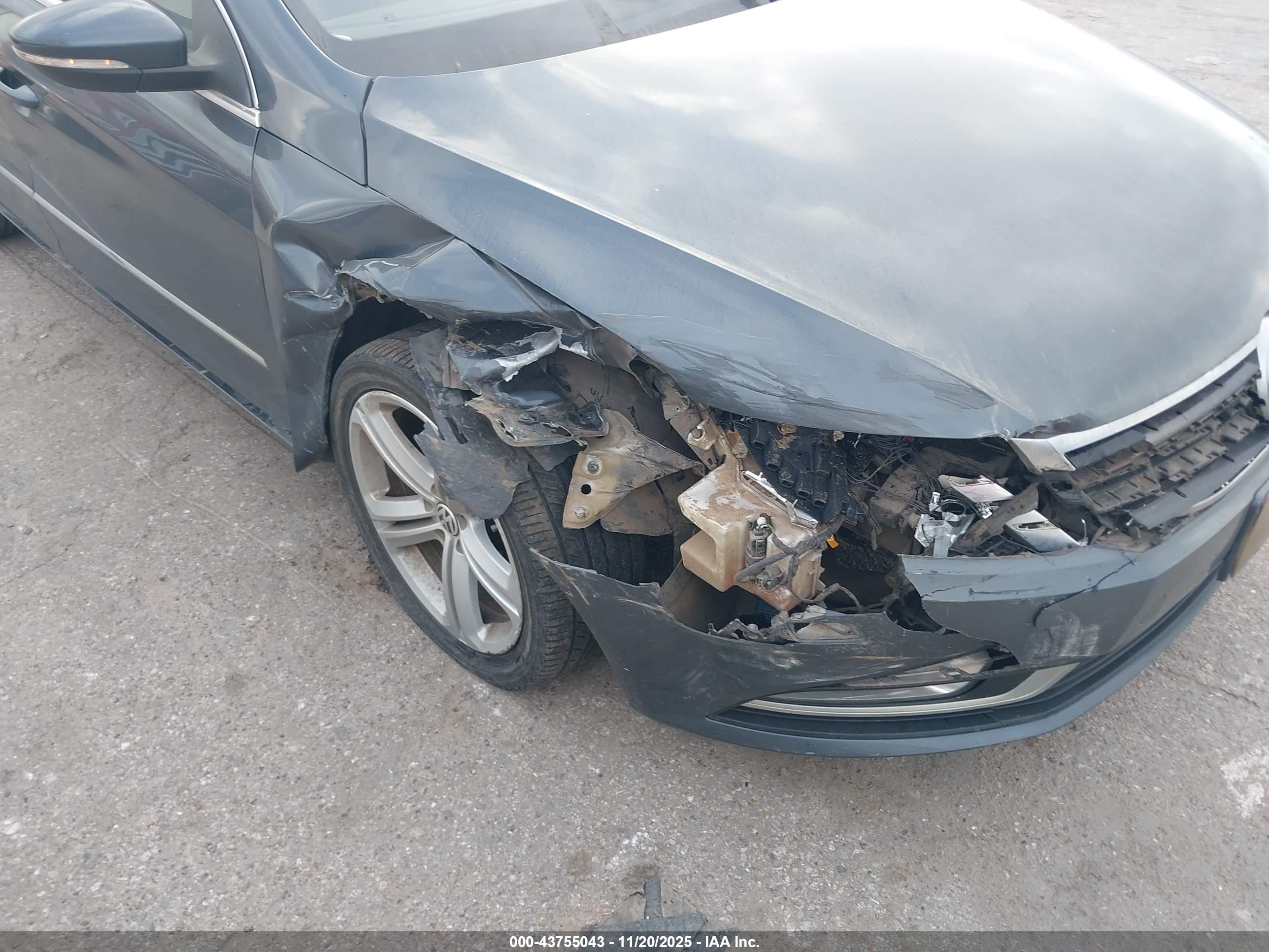 VOLKSWAGEN CC image 6